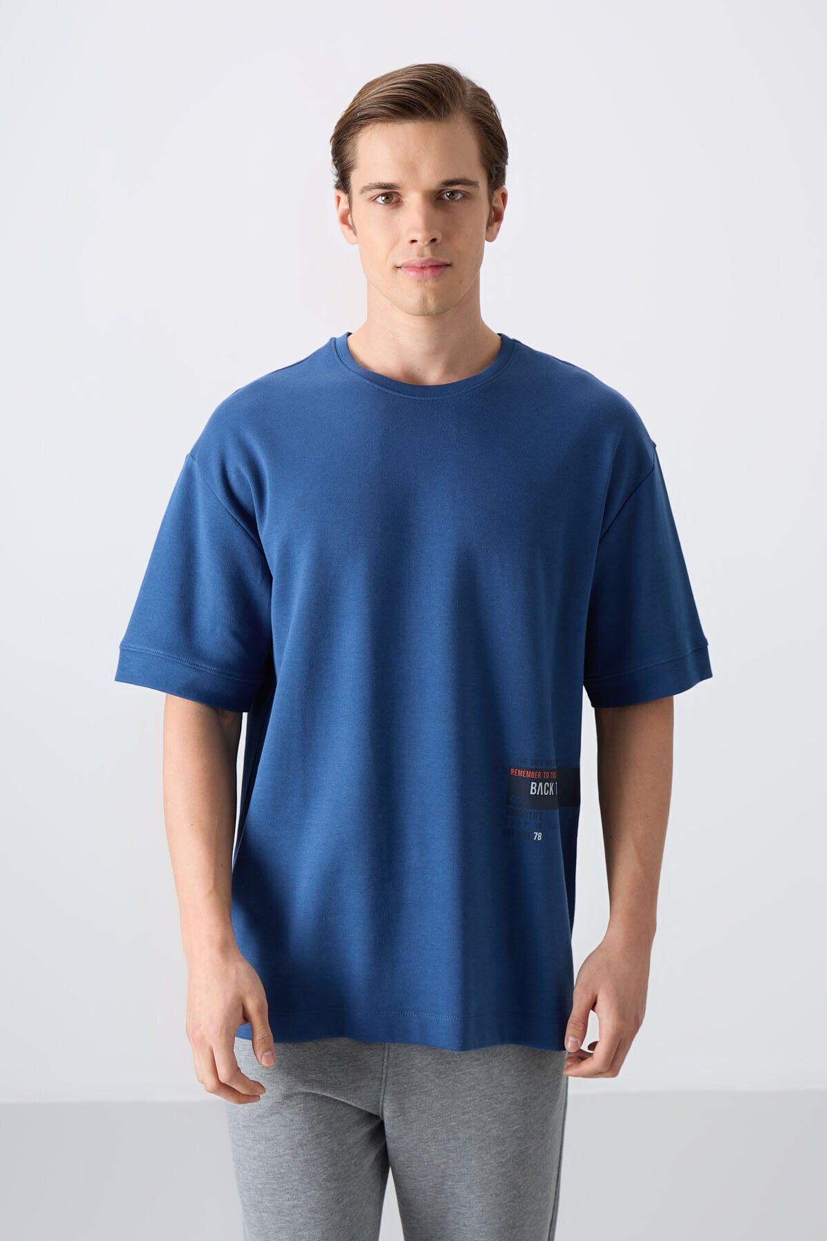Parliament Cotton Thick Soft Textured Oversize Fit Printed Men's T-Shirt - 88322