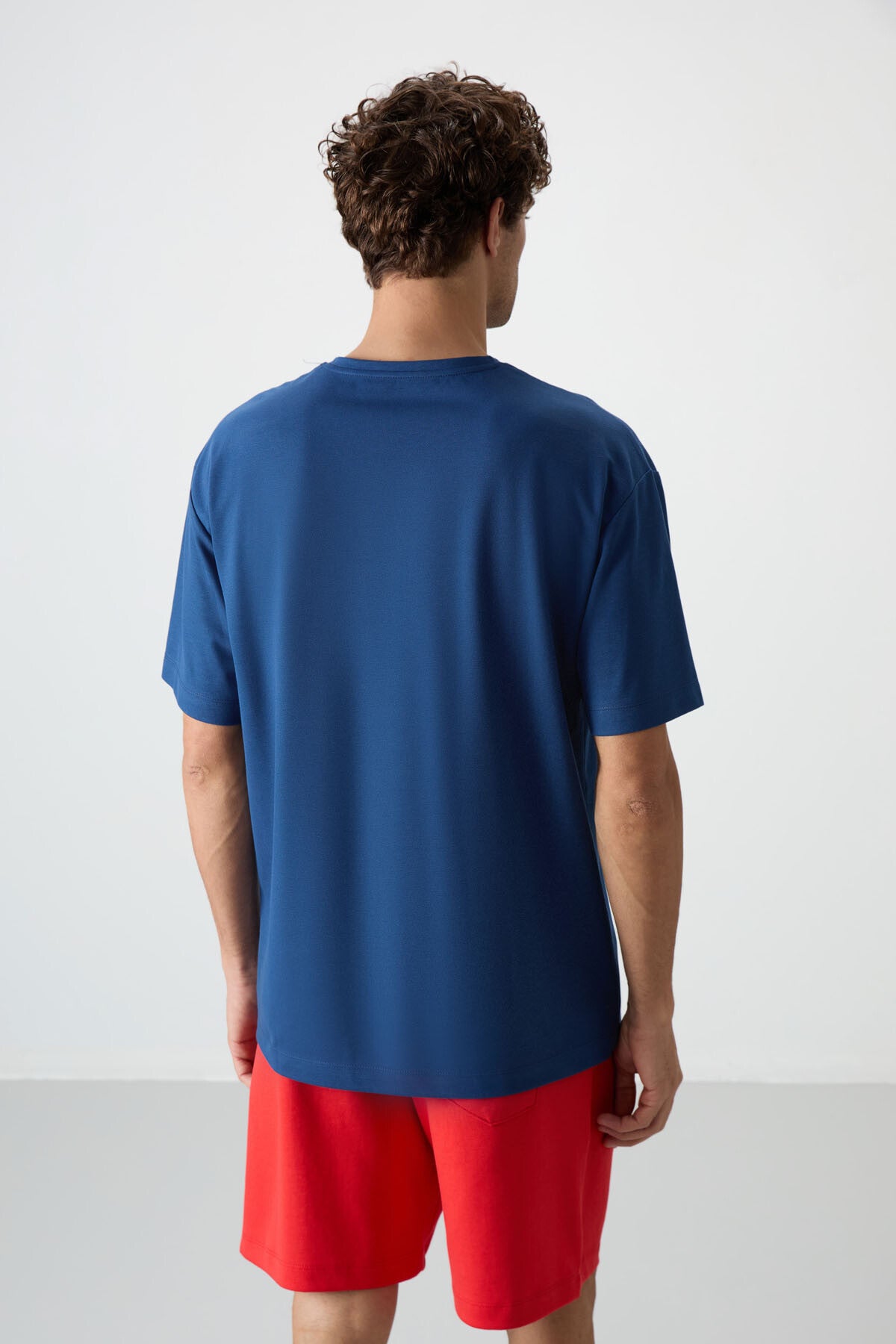 Parliament Cotton Thick Textured Surface Oversize Fit Printed Men's T-Shirt - 88371
