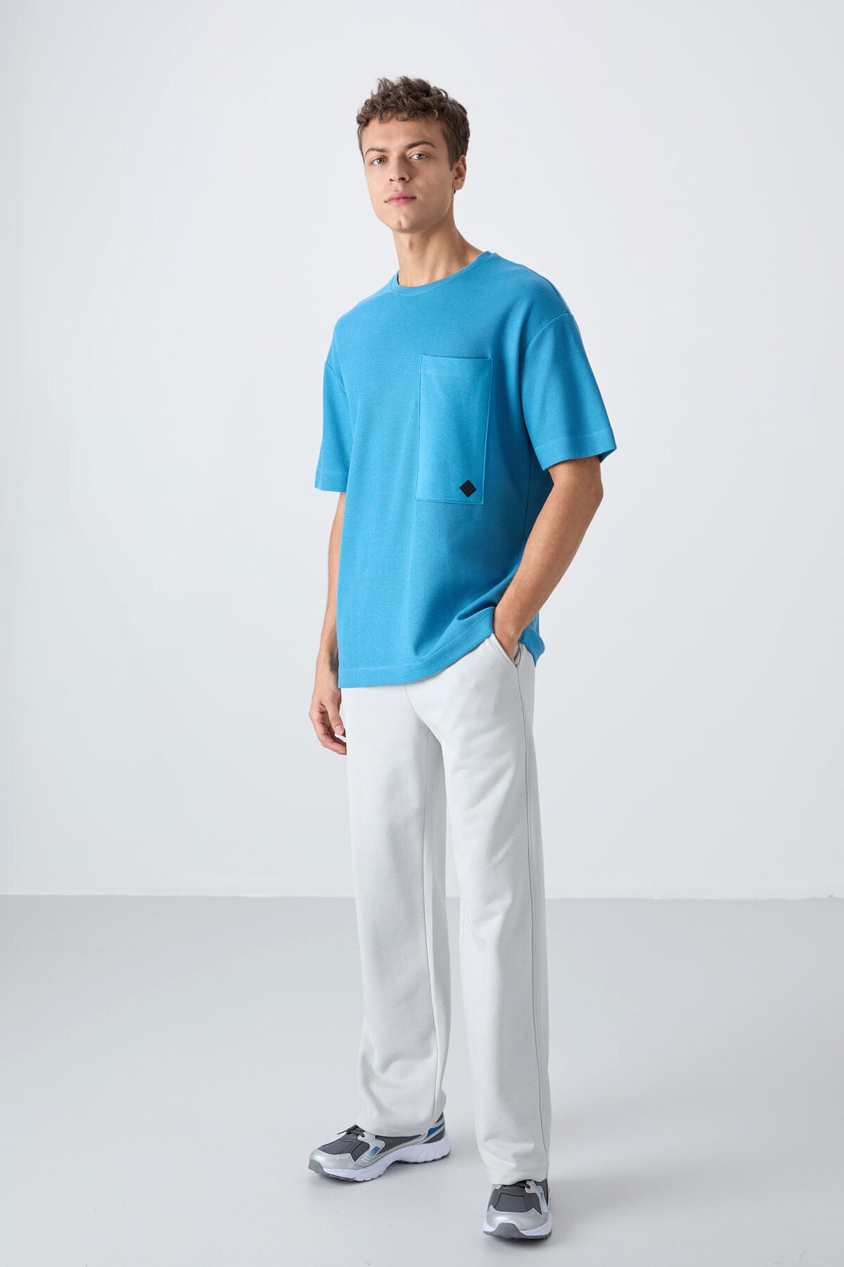 Blue Cotton Thick Textured Surface Oversize Fit Basic Men's T-Shirt - 88341