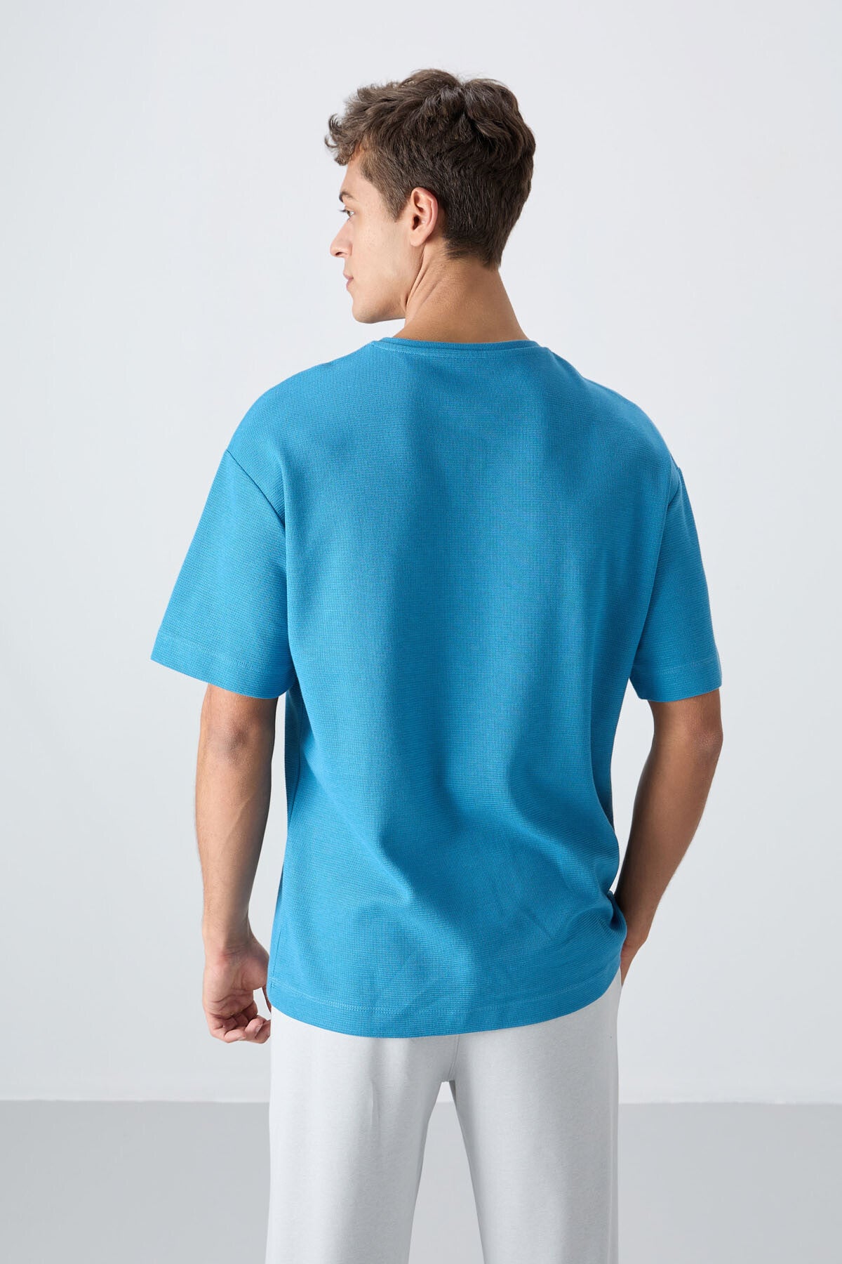 Blue Cotton Thick Textured Surface Oversize Fit Basic Men's T-Shirt - 88341