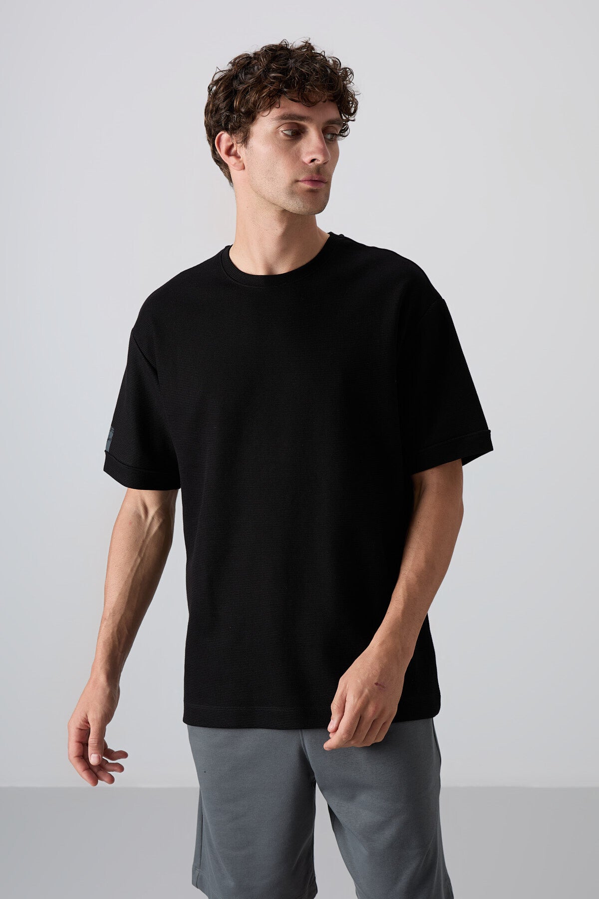Black Cotton Thick Textured Surface Oversize Fit Basic Men's T-Shirt - 88339