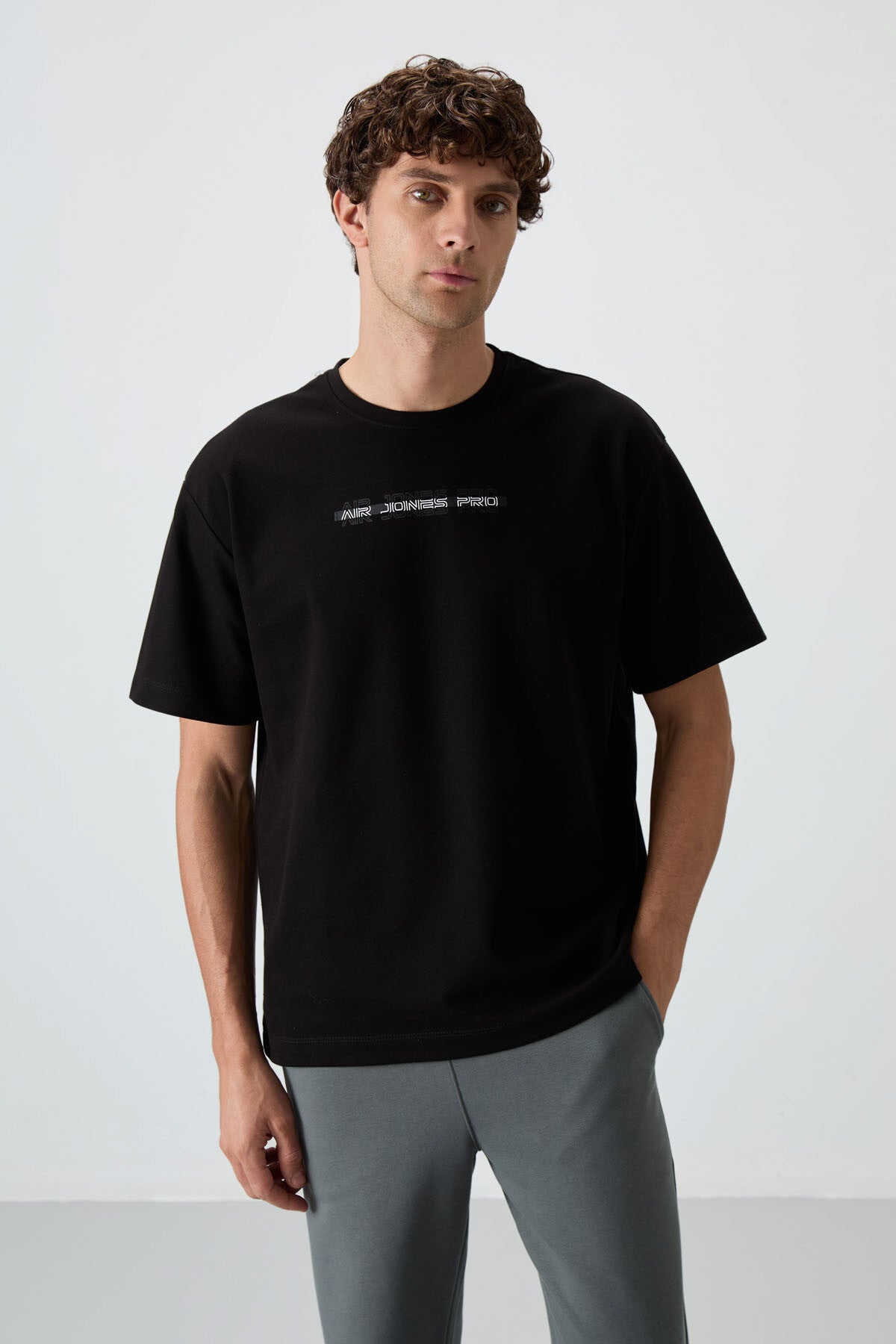 Black Cotton Thick Textured Surface Oversize Fit Printed Men's T-Shirt - 88365
