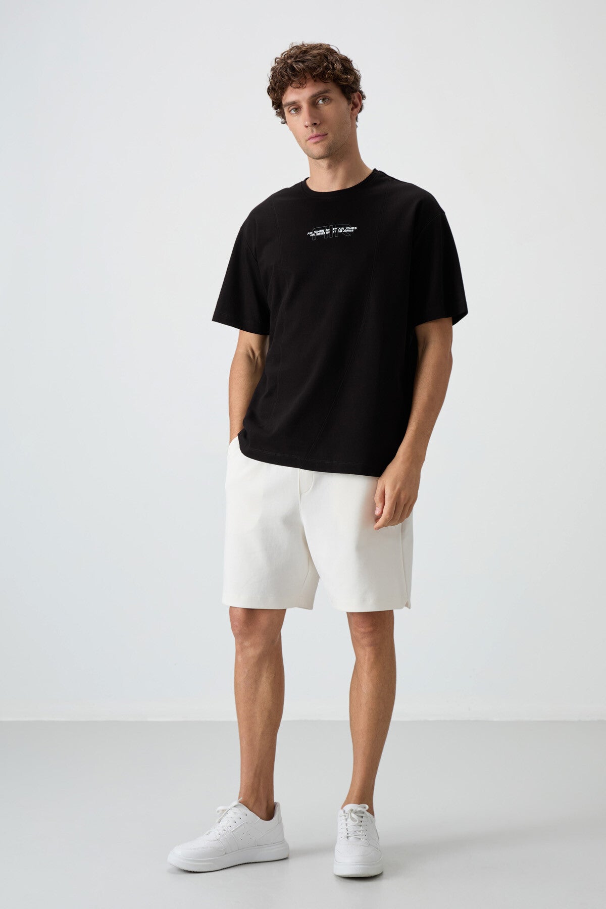 Black Cotton Thick Textured Surface Oversize Fit Printed Men's T-Shirt - 88372