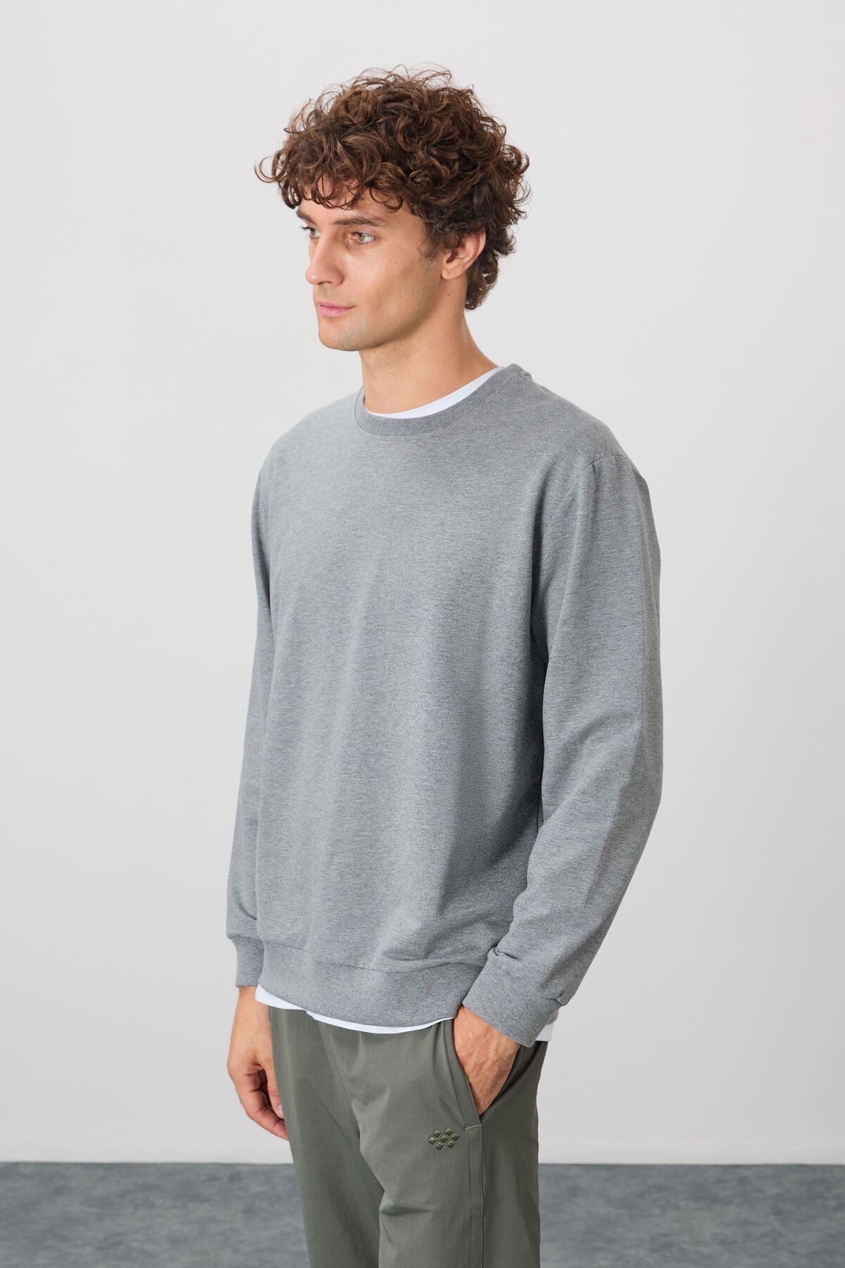 Grey Melange Cotton Soft Textured Standard Fit Basic Men's Sweatshirt - 88363