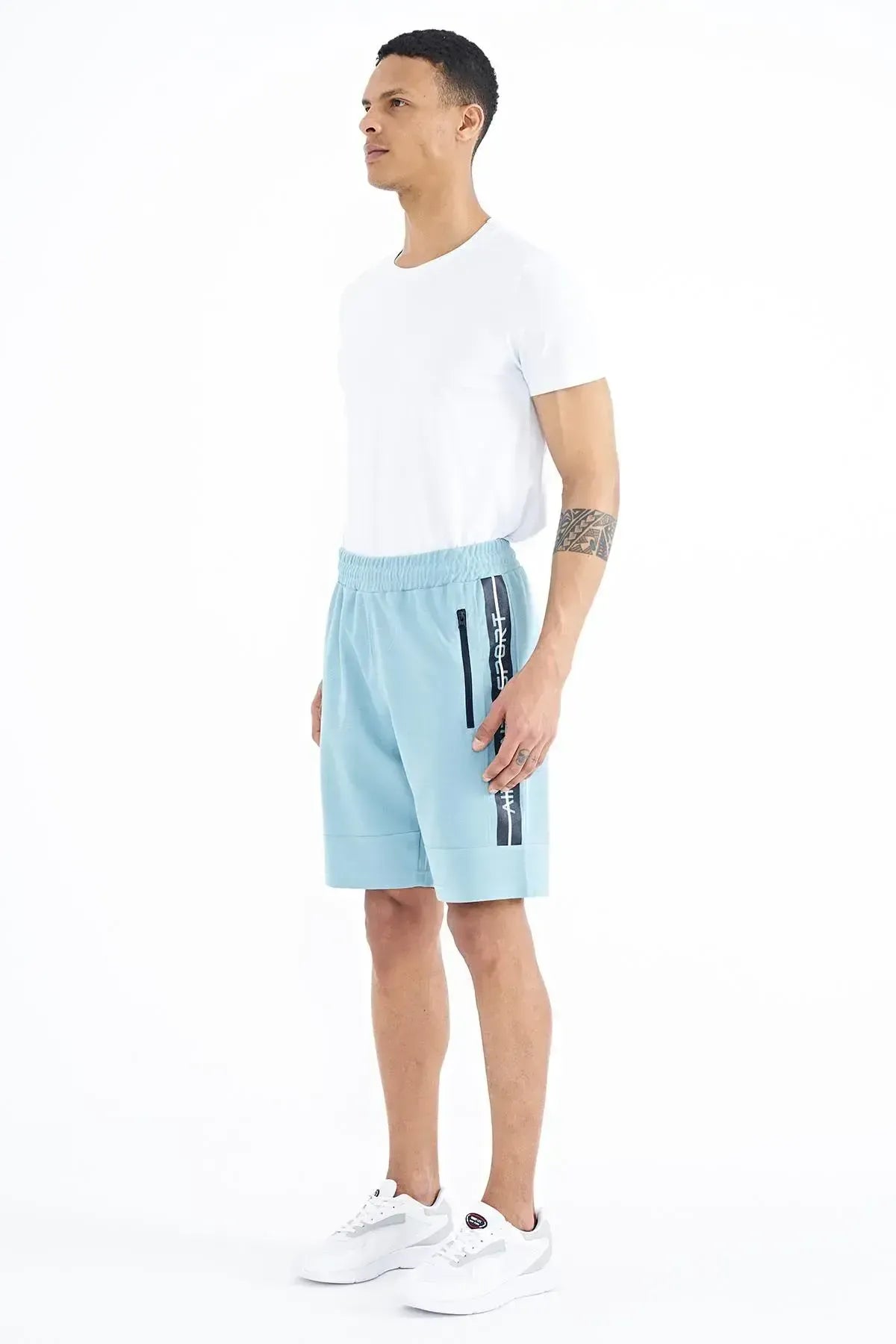 Clive Light Blue Standard Fit Men's Shorts - 81249