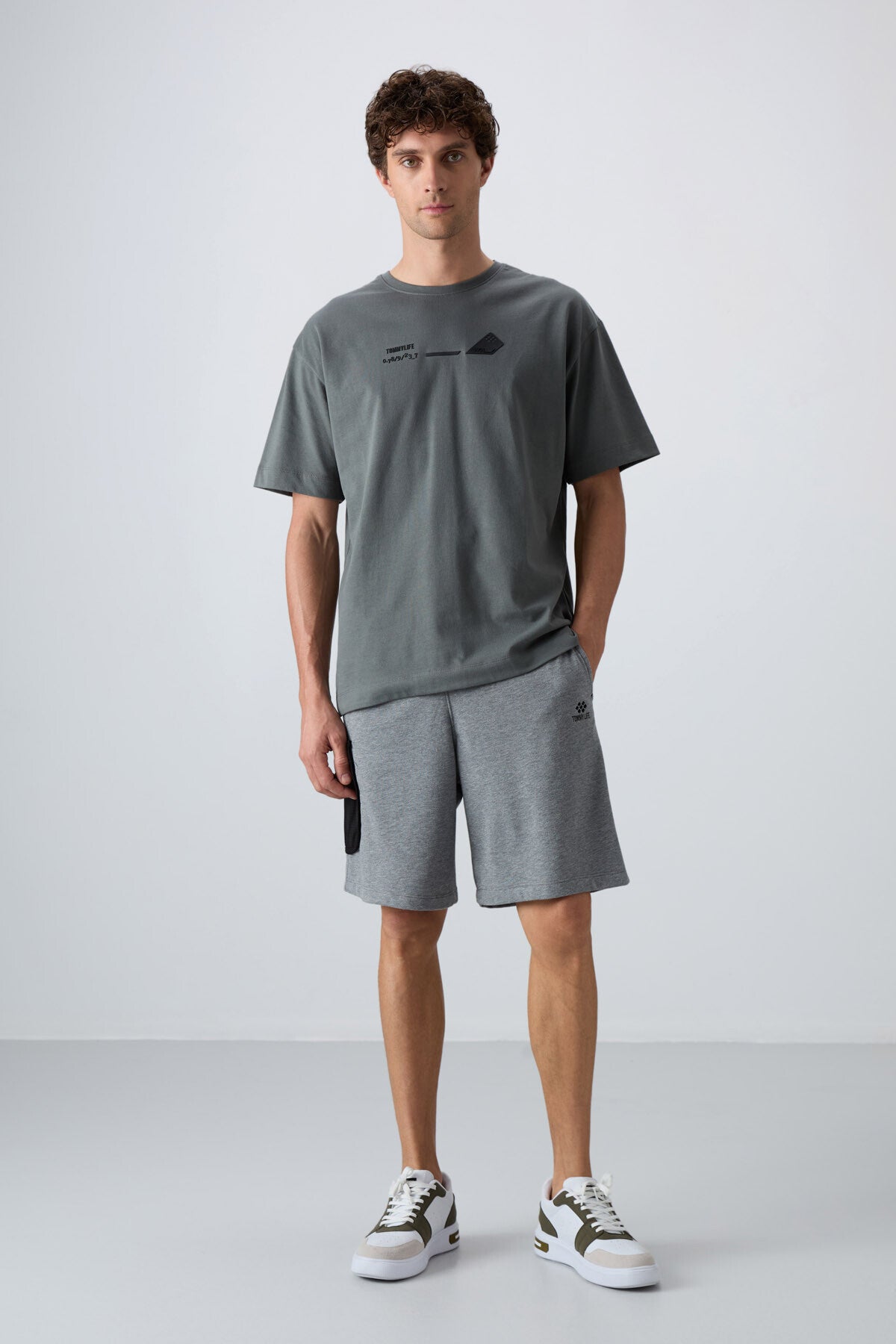 Grey Melange Cotton Thick Soft Textured Comfort Fit Printed Men's Shorts - 81266