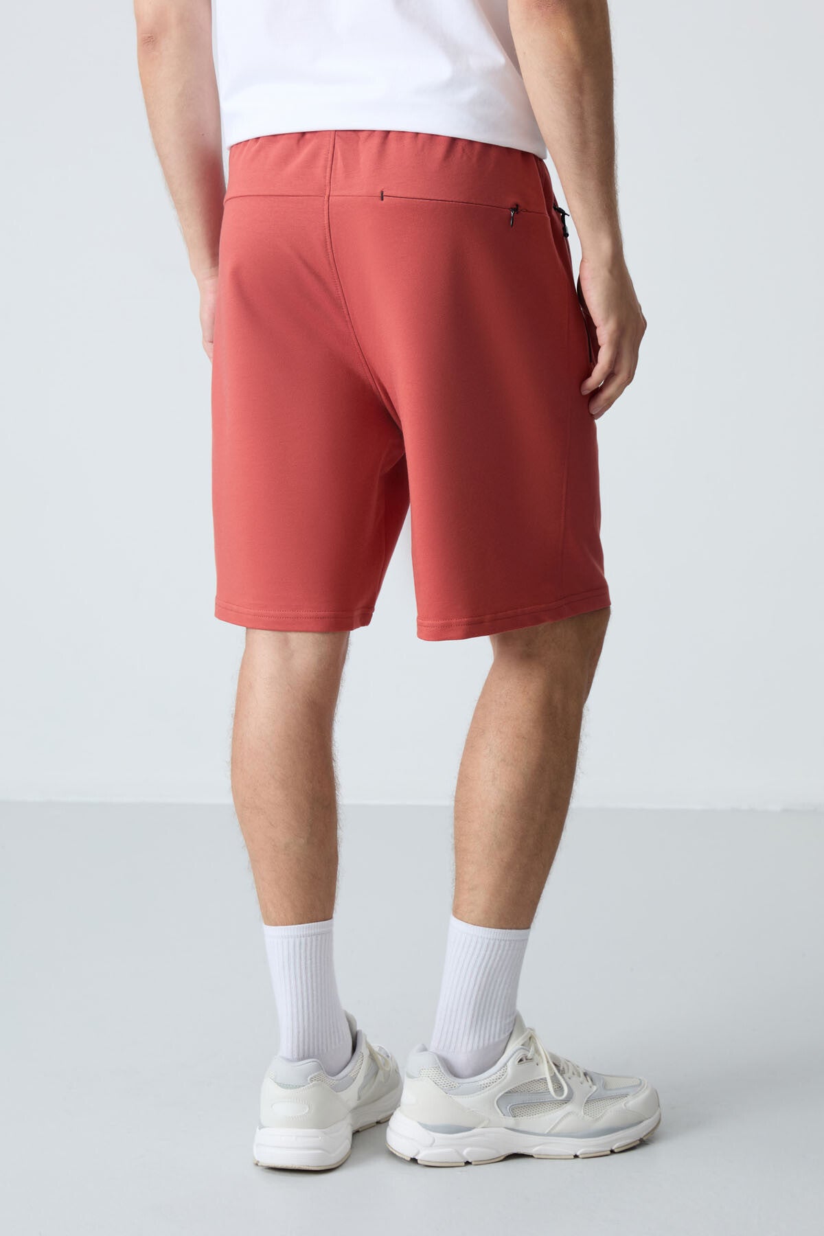 Hidden Zipper Back Pocket Laced Standard Fit Men's Shorts - 81136