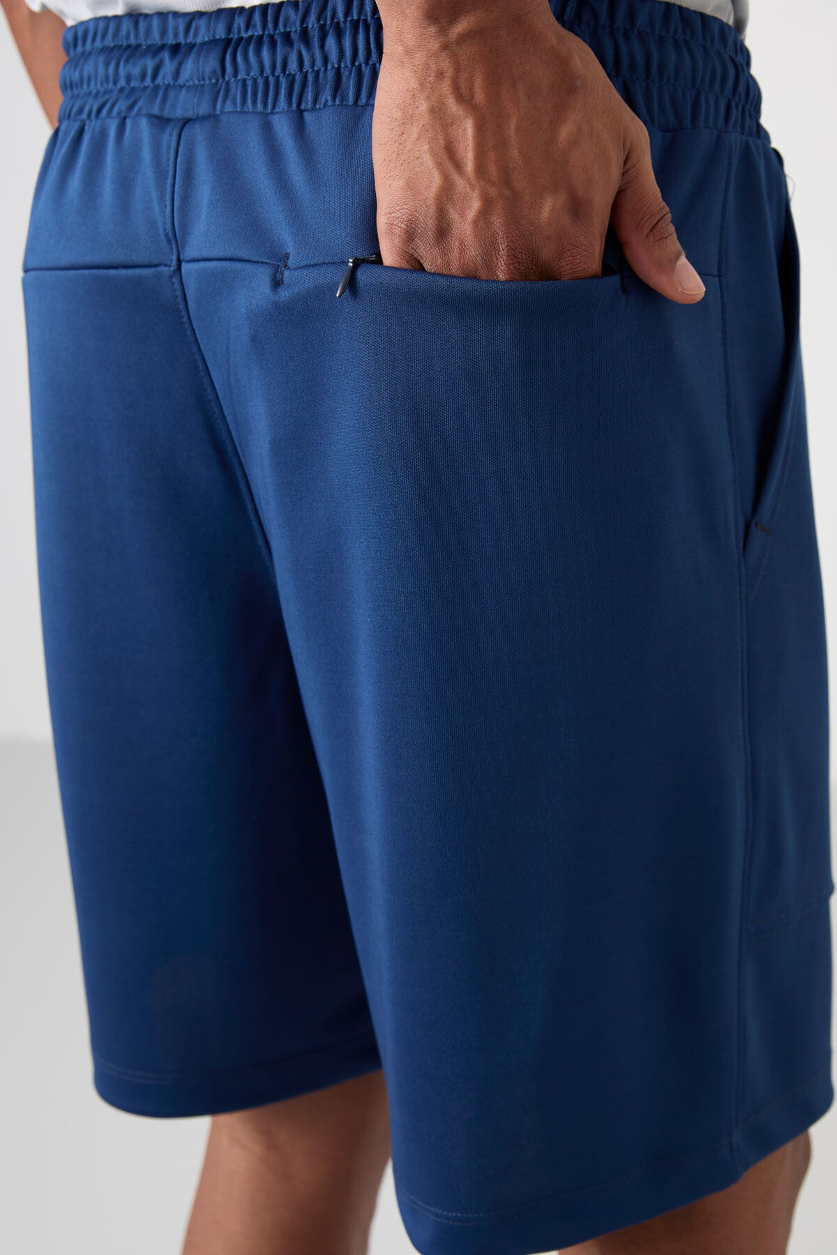 Parliament Polyester Thick Soft Comfort Fit Men's Shorts - 81272