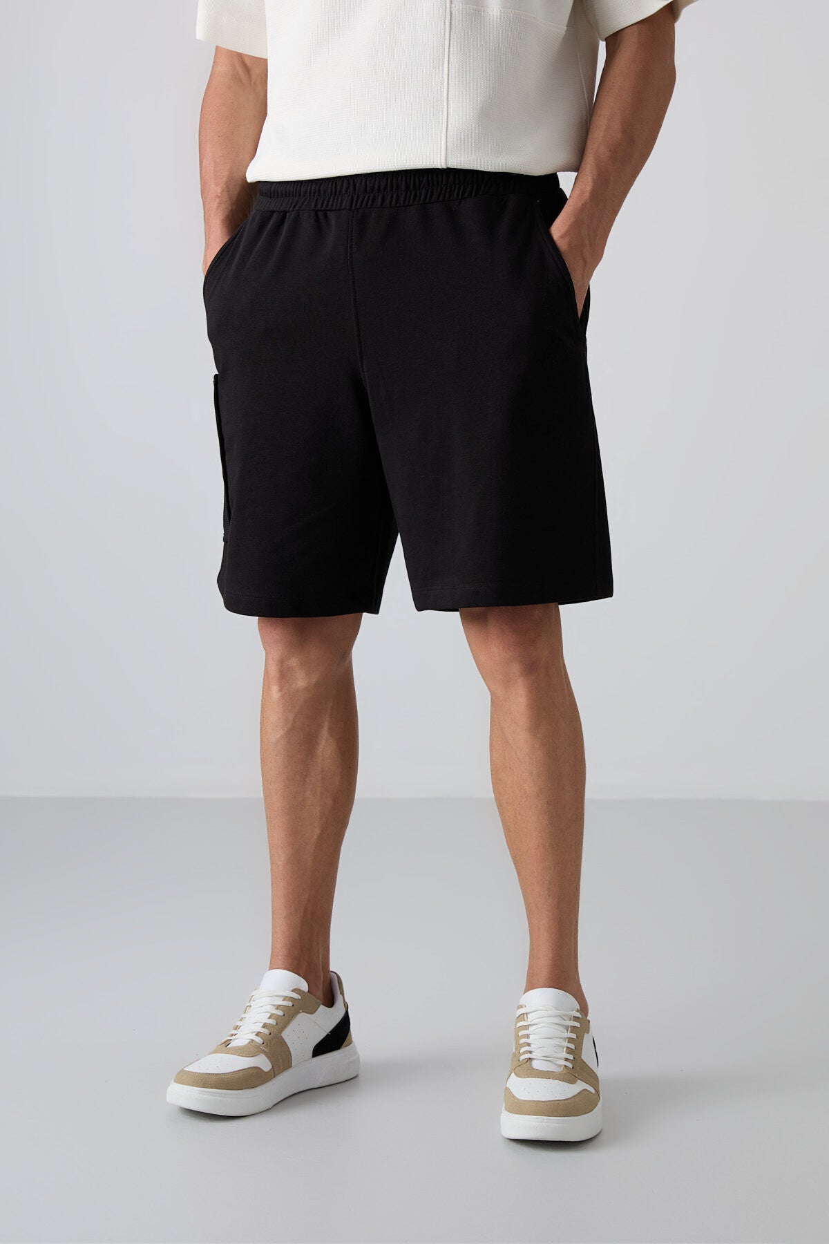 Black Cotton Thick Soft Textured Comfort Fit Printed Men's Shorts - 81266