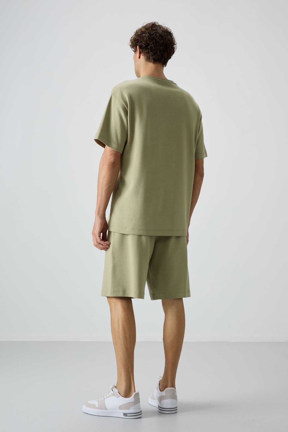 Oversize Fit Basic Men's Shorts Set - 85249