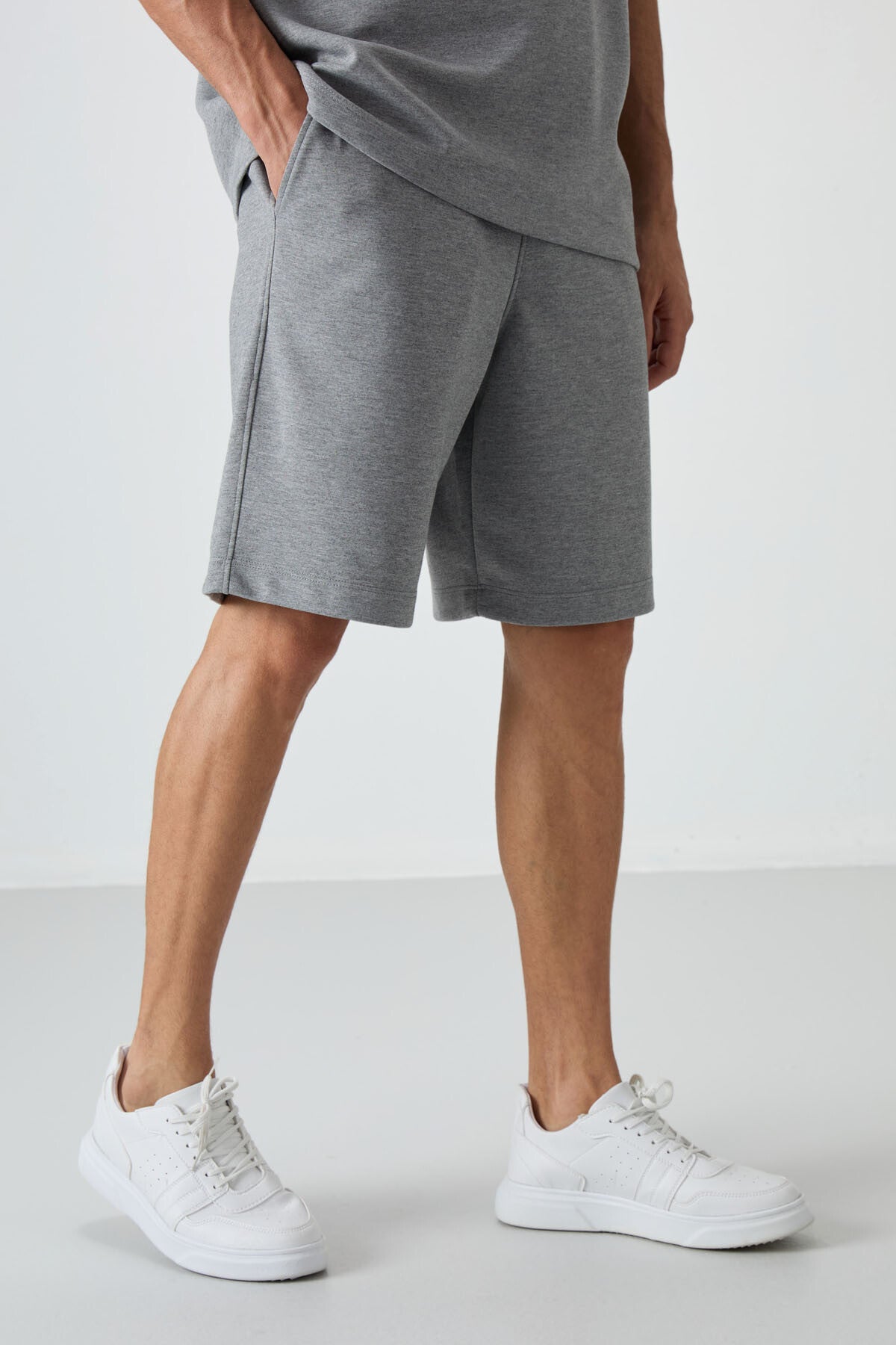 Grey Melange Cotton Thick Soft Textured Oversize Fit Basic Men's Shorts Set - 85249