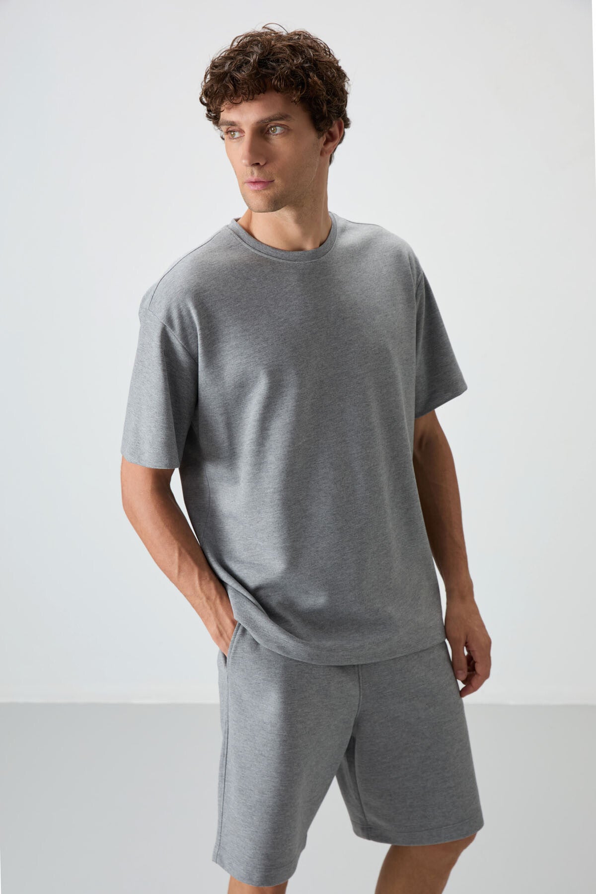 Grey Melange Cotton Thick Soft Textured Oversize Fit Basic Men's Shorts Set - 85249
