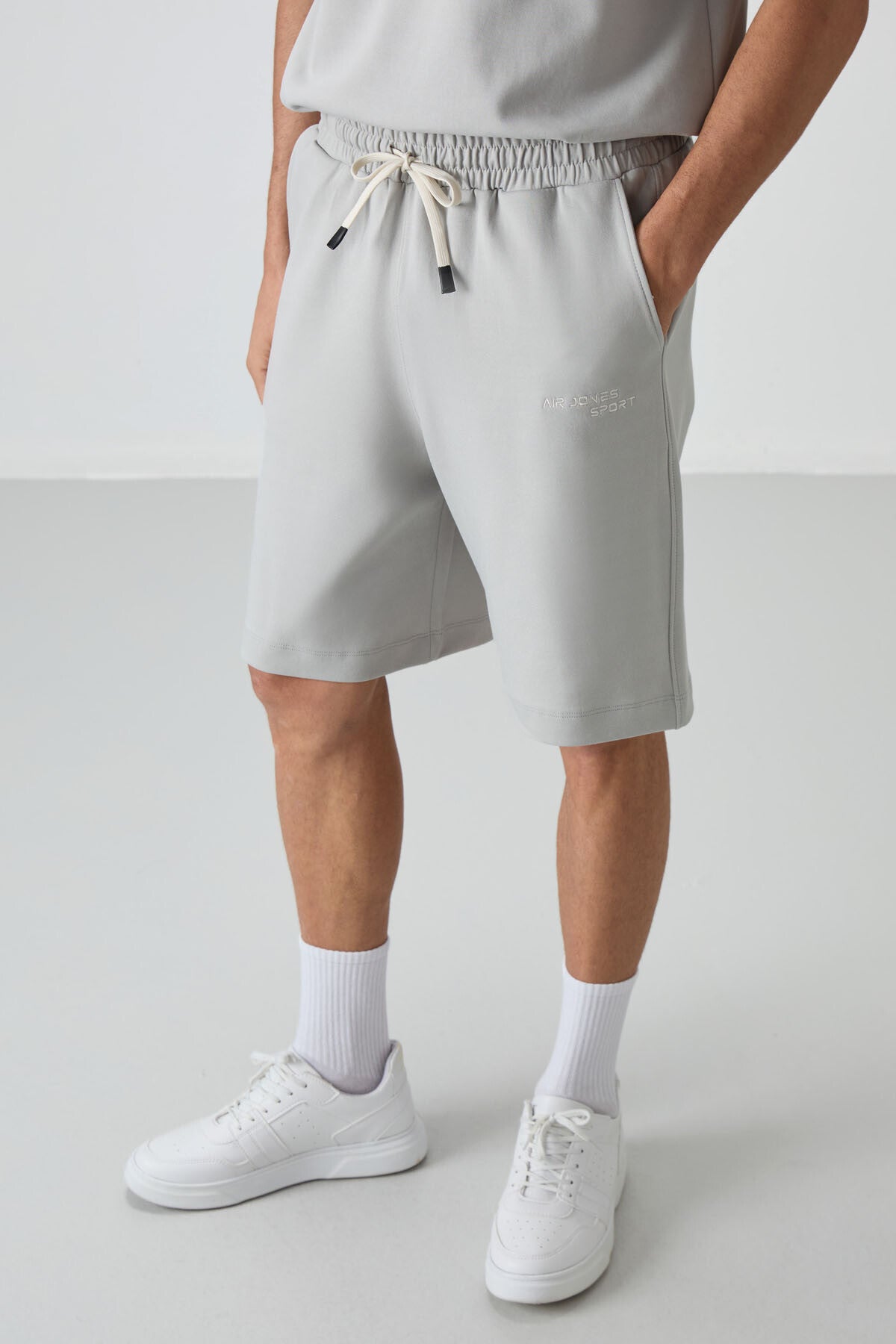 Stone Cotton Thick Soft Textured Oversize Fit Embroidered Men's Shorts Set - 85250