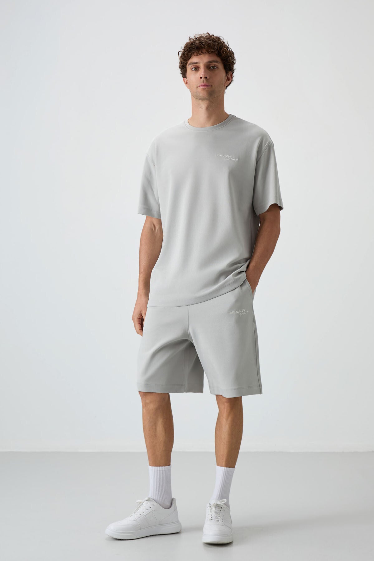 Stone Cotton Thick Soft Textured Oversize Fit Embroidered Men's Shorts Set - 85250