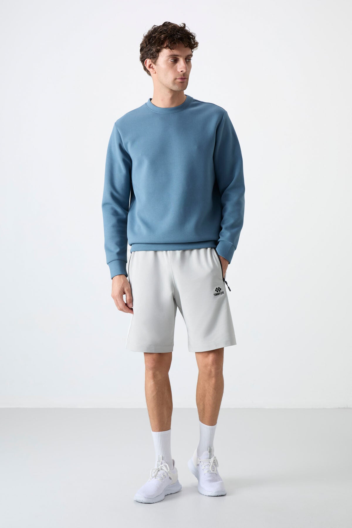 Stone Hidden Zipper Back Pocket Laced Standard Fit Men's Shorts - 81136