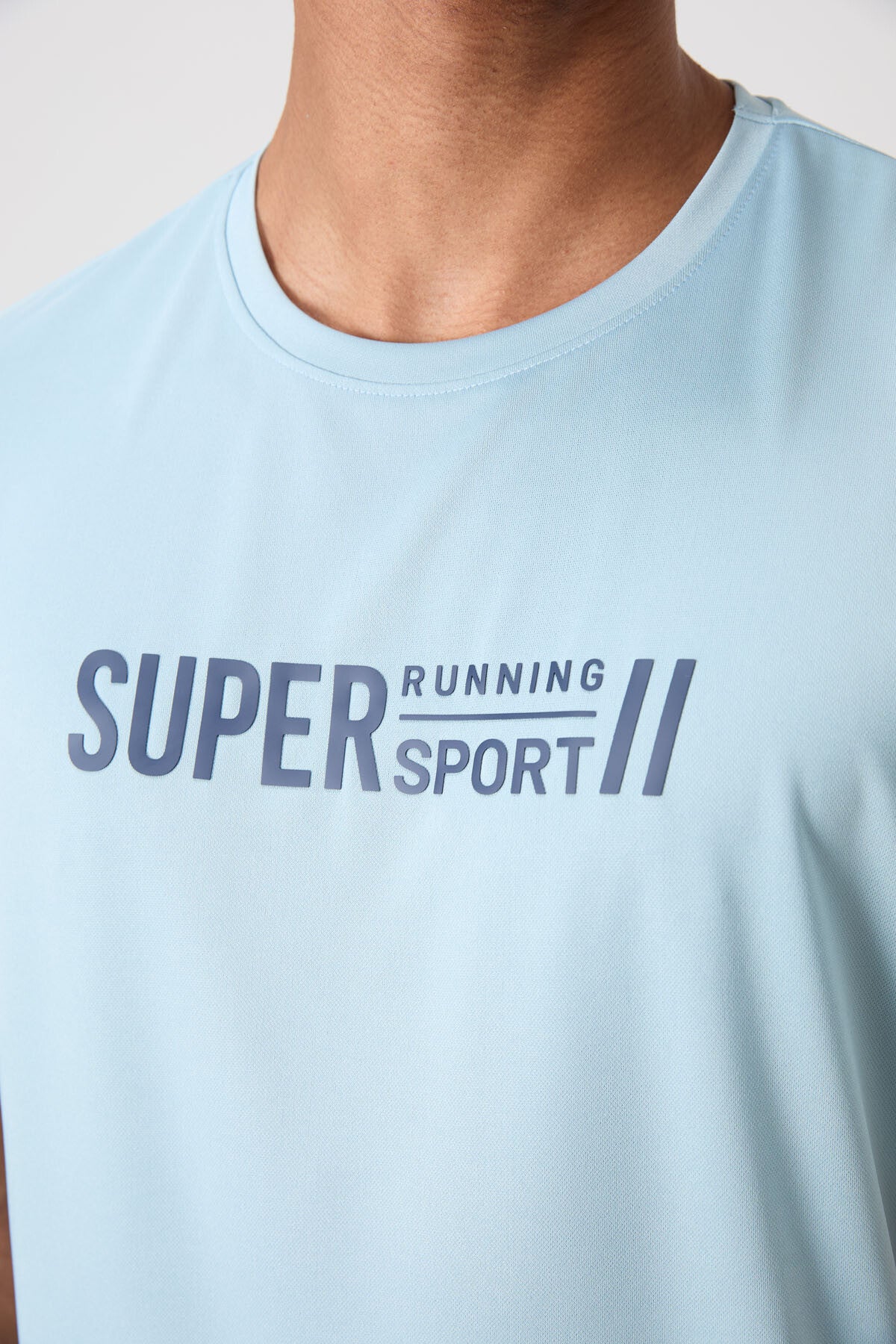 Light Blue Polyester Breathable Textured Thin Flexible Standard Fit Men's Performance T-Shirt - 88385