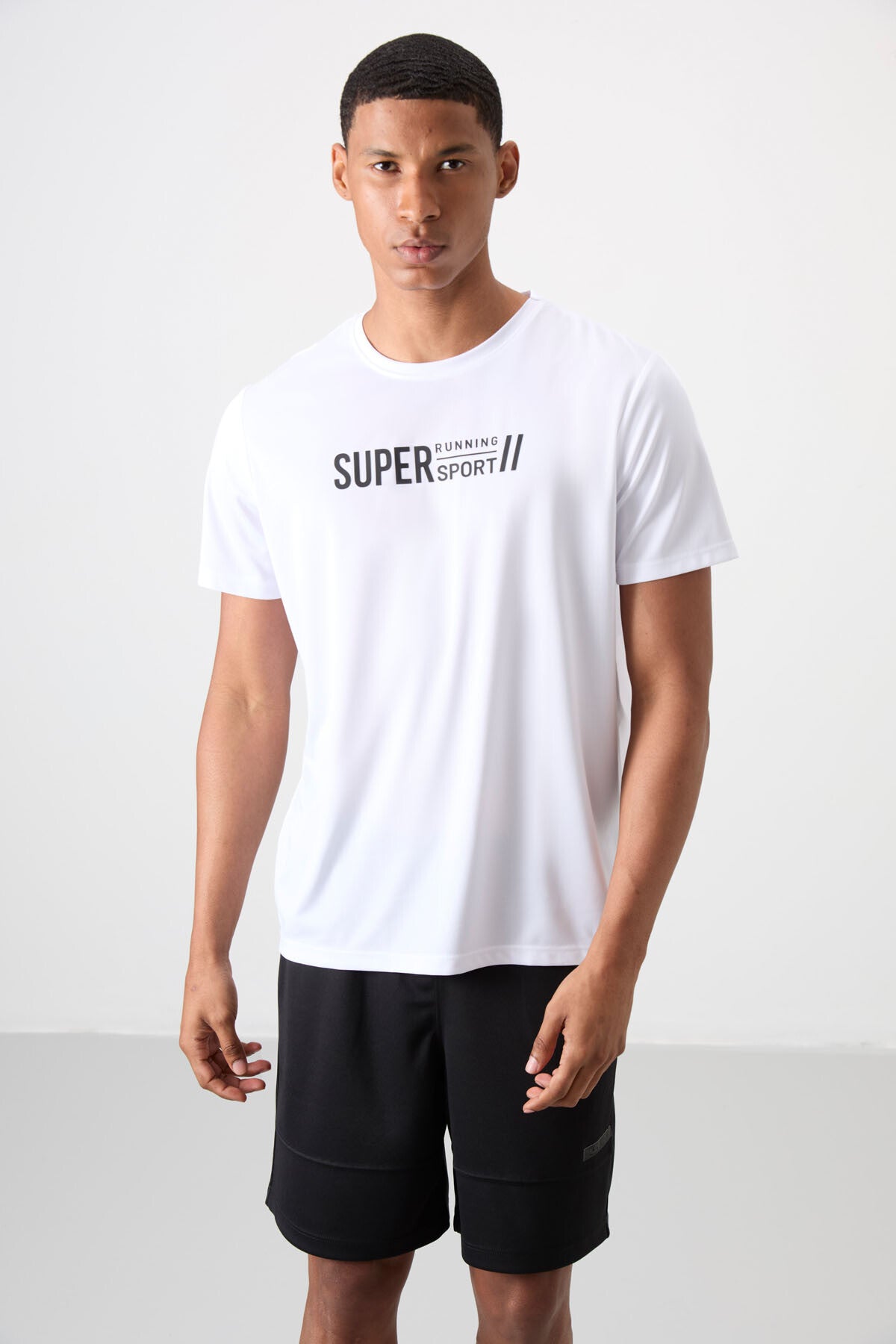 White Polyester Breathable Textured Thin Flexible Standard Fit Men's Performance T-Shirt - 88385