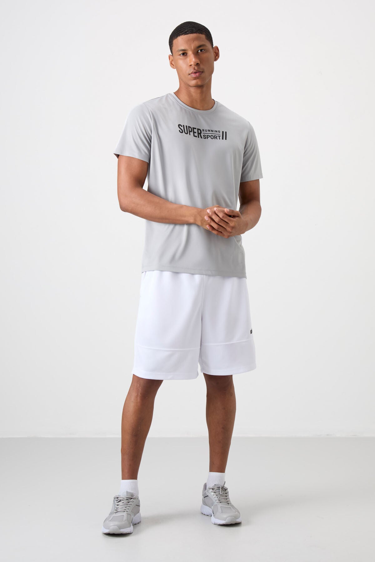Breathable Textured Thin Flexible Standard Fit Men's Performance T-Shirt - 88385