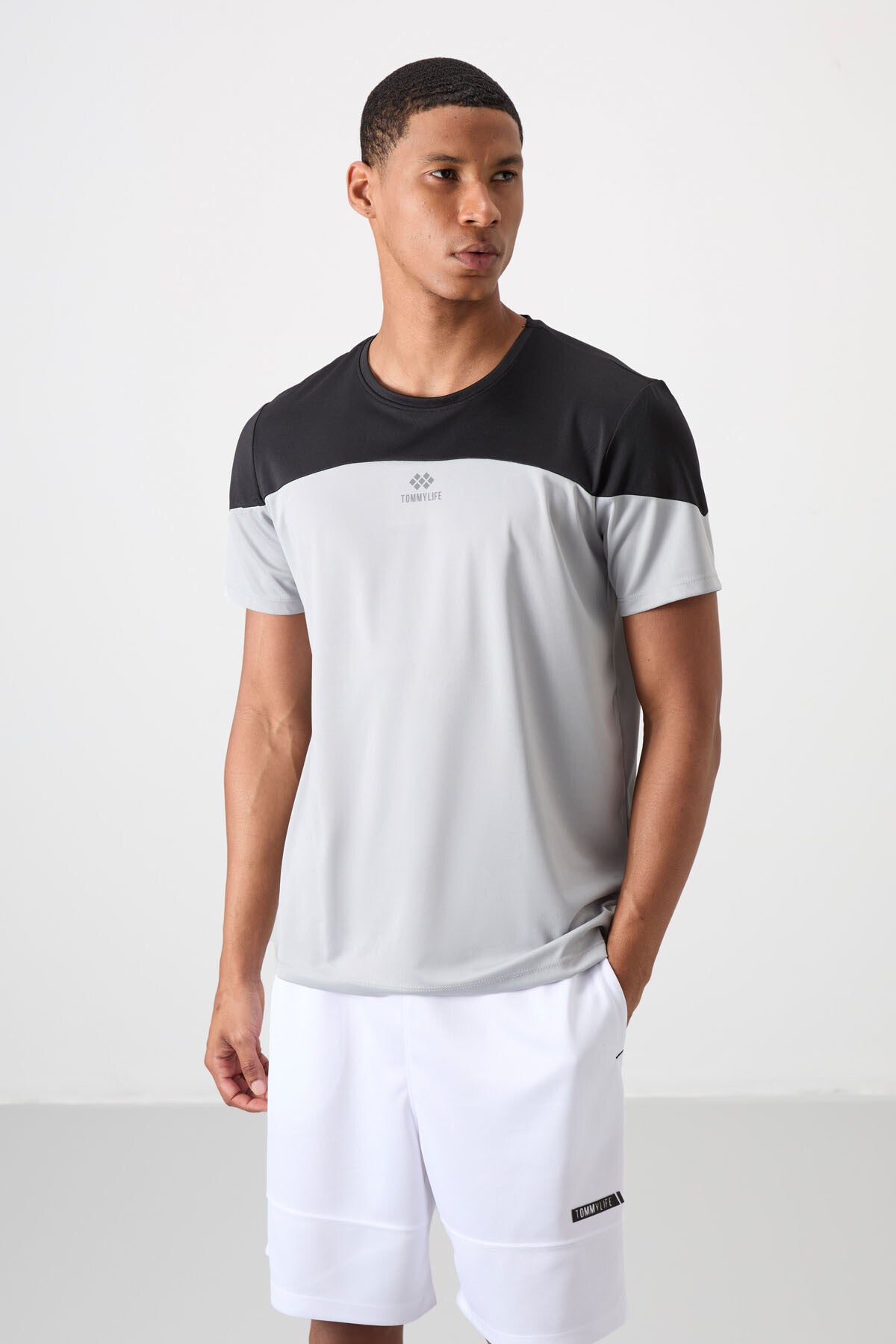 Breathable Textured Thin Flexible Standard Fit Men's Performance T-Shirt - 88386