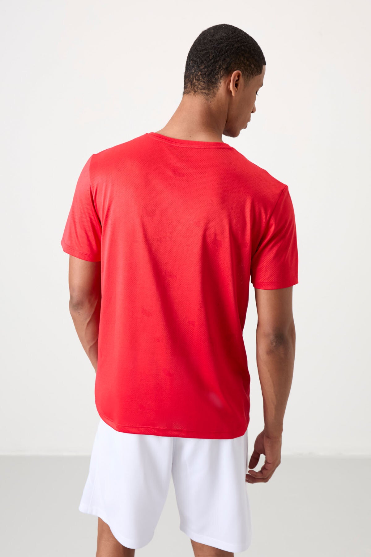 Red Polyester Breathable Jacquard Thin Flexible Standard Fit Men's Performance T-Shirt - 88398