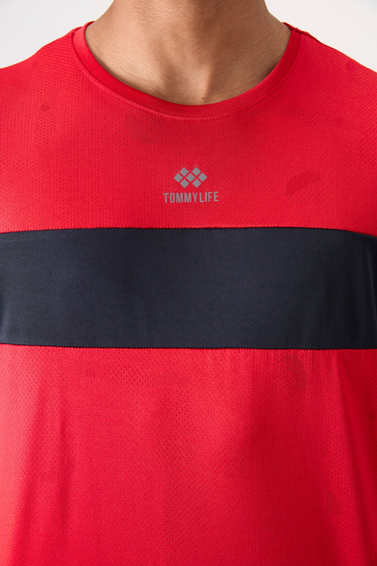 Red Polyester Breathable Jacquard Thin Flexible Standard Fit Men's Performance T-Shirt - 88398