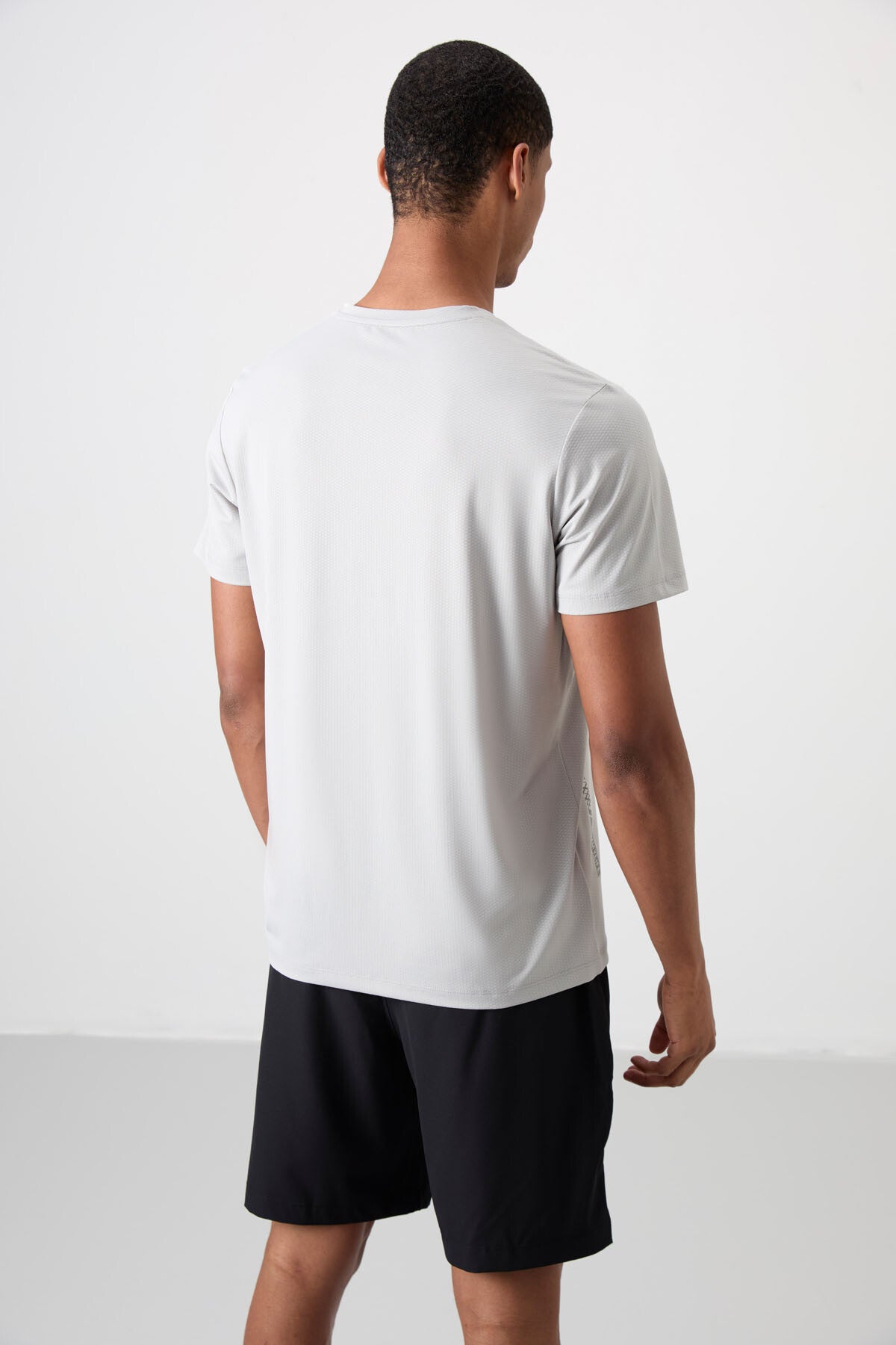Stone Polyester Breathable Textured Thin Flexible Standard Fit Men's Performance T-Shirt - 88388