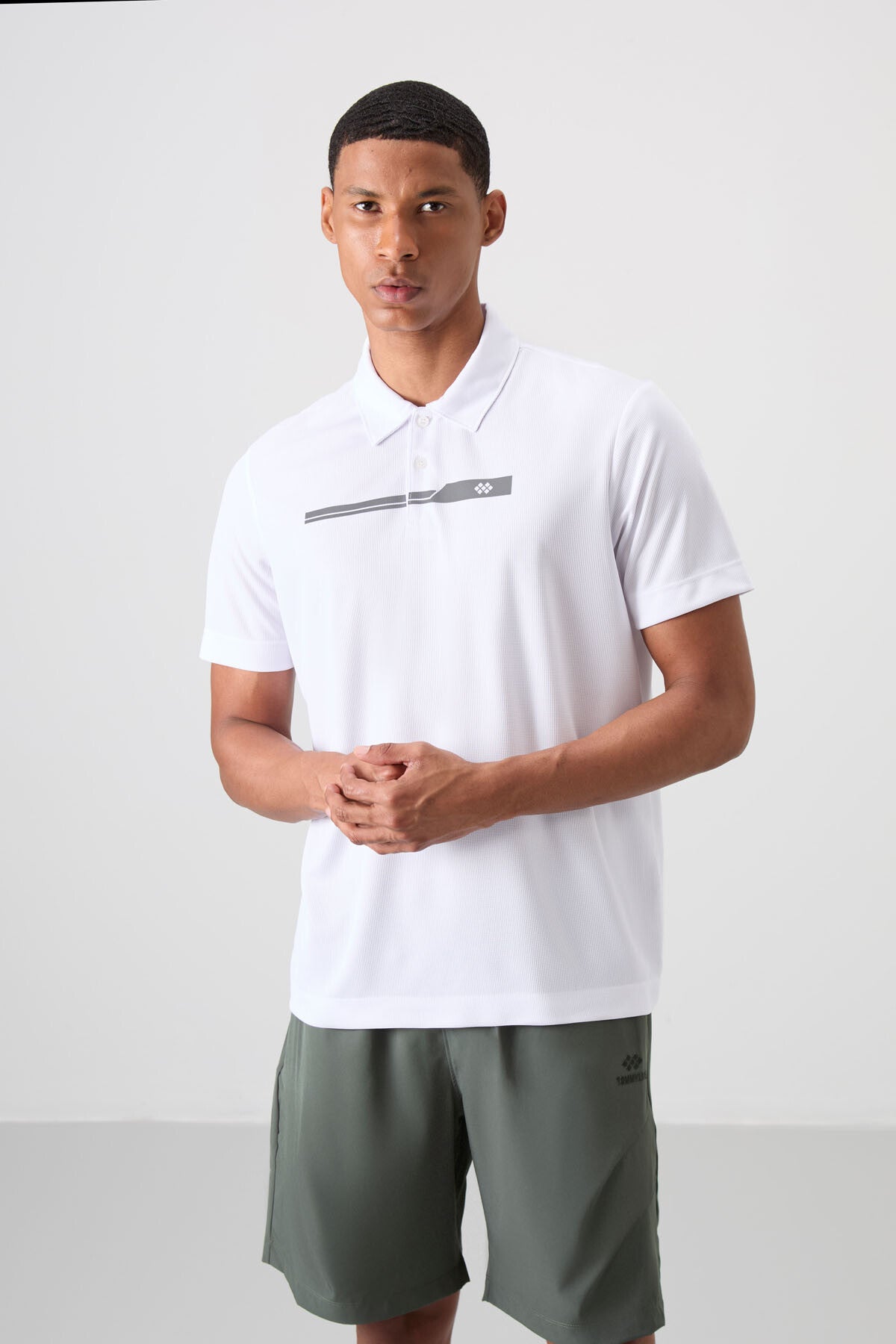 White Polyester Breathable Textured Thin Flexible Standard Fit Polo Collar Men's Performance T-Shirt - 88393