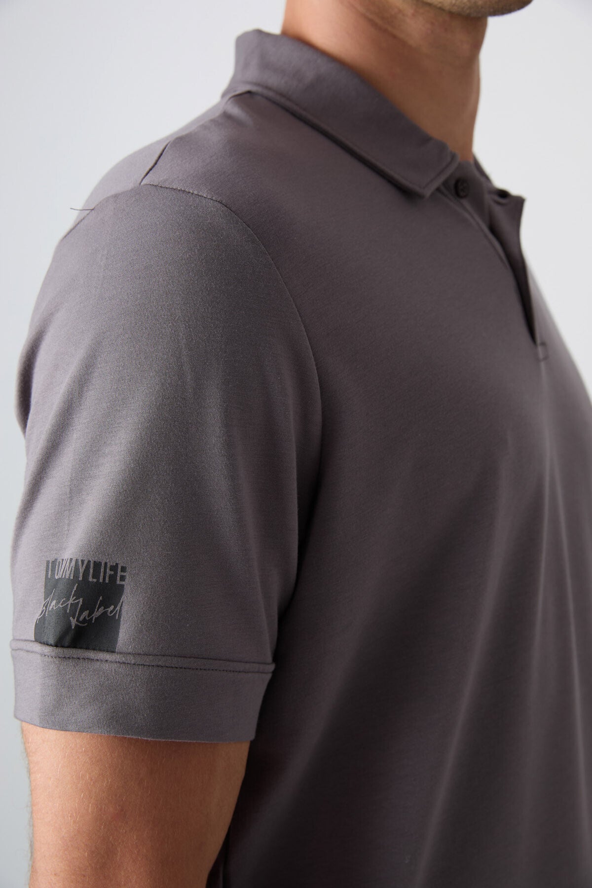 Dark Grey Cotton Thick Soft Textured Standard Fit Basic Polo Collar Men's T-Shirt - 88351