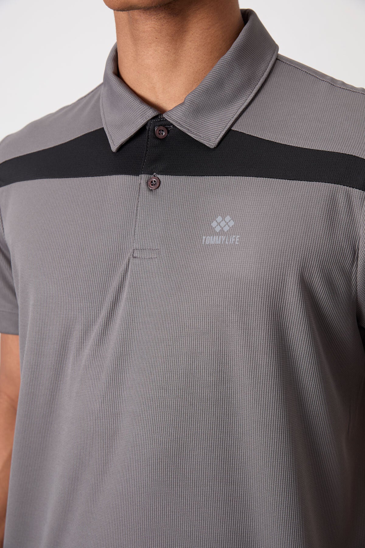 Dark Grey Polyester Breathable Textured Thin Flexible Standard Fit Polo Collar Men's Performance T-Shirt - 88392
