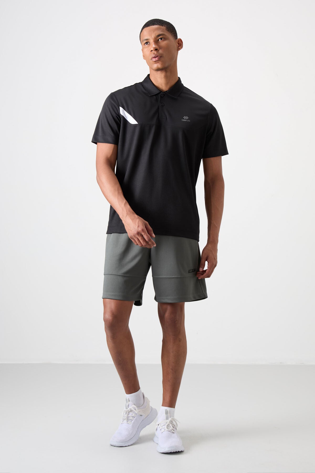 Black Polyester Breathable Textured Thin Flexible Standard Fit Polo Collar Men's Performance T-Shirt - 88402