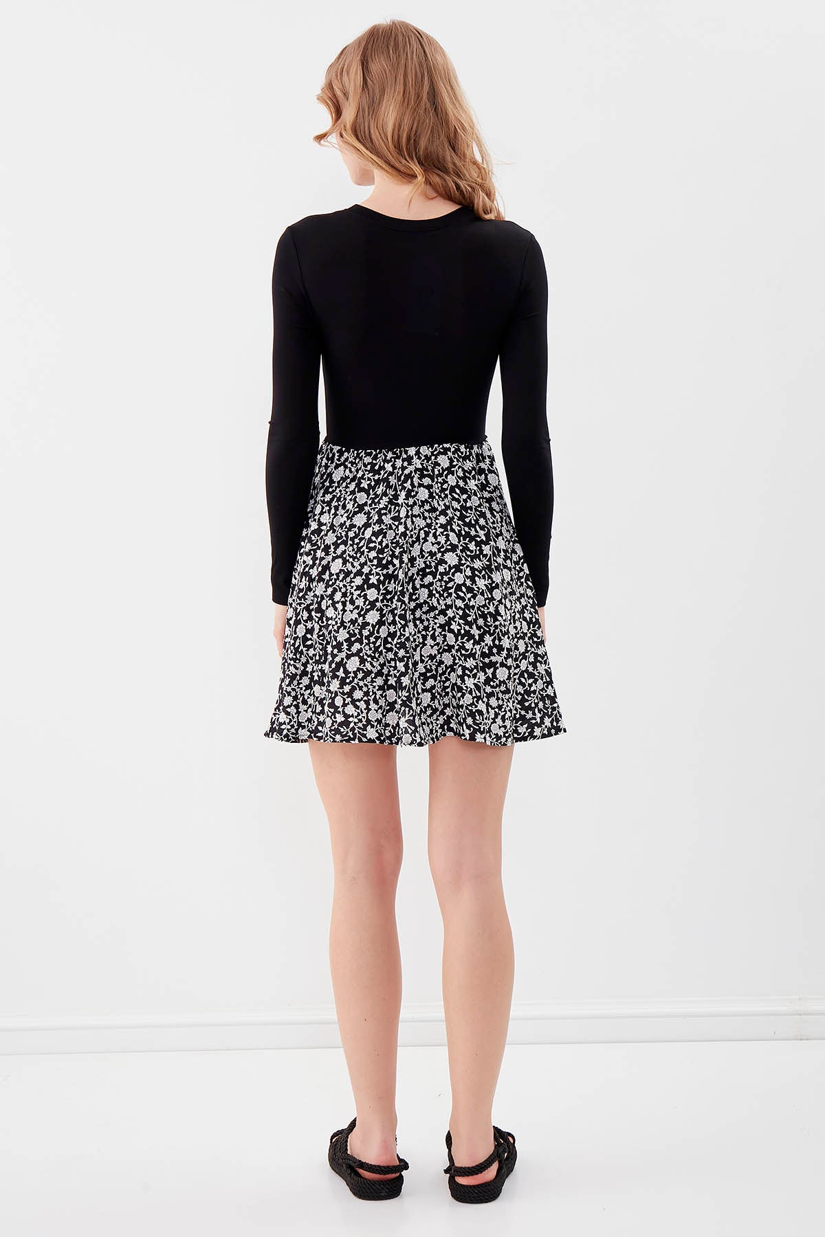 MINI DRESS WITH SKIRT PATTERN