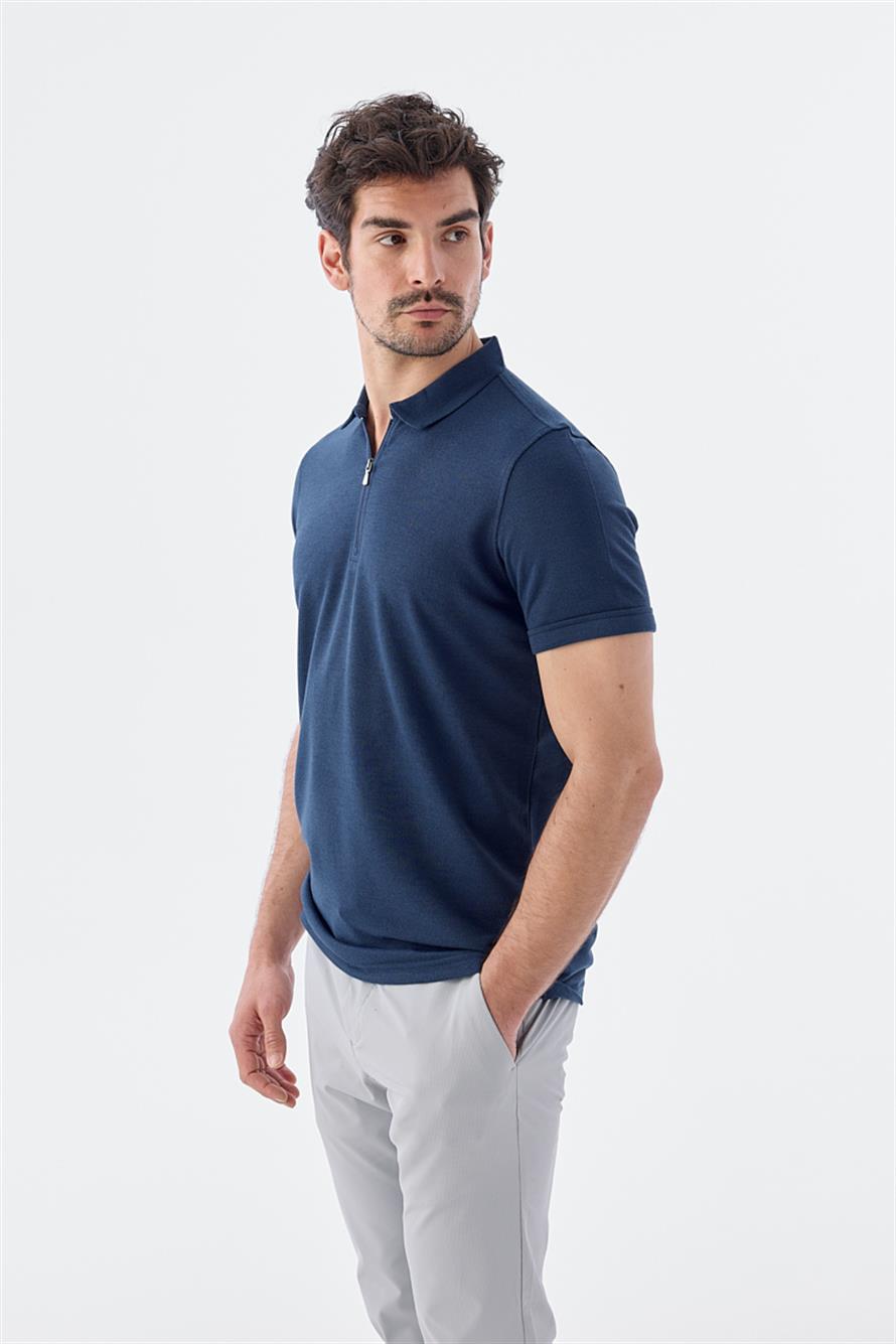 Slim Fit Polo Collar T Shirt With An Indigo Zipper