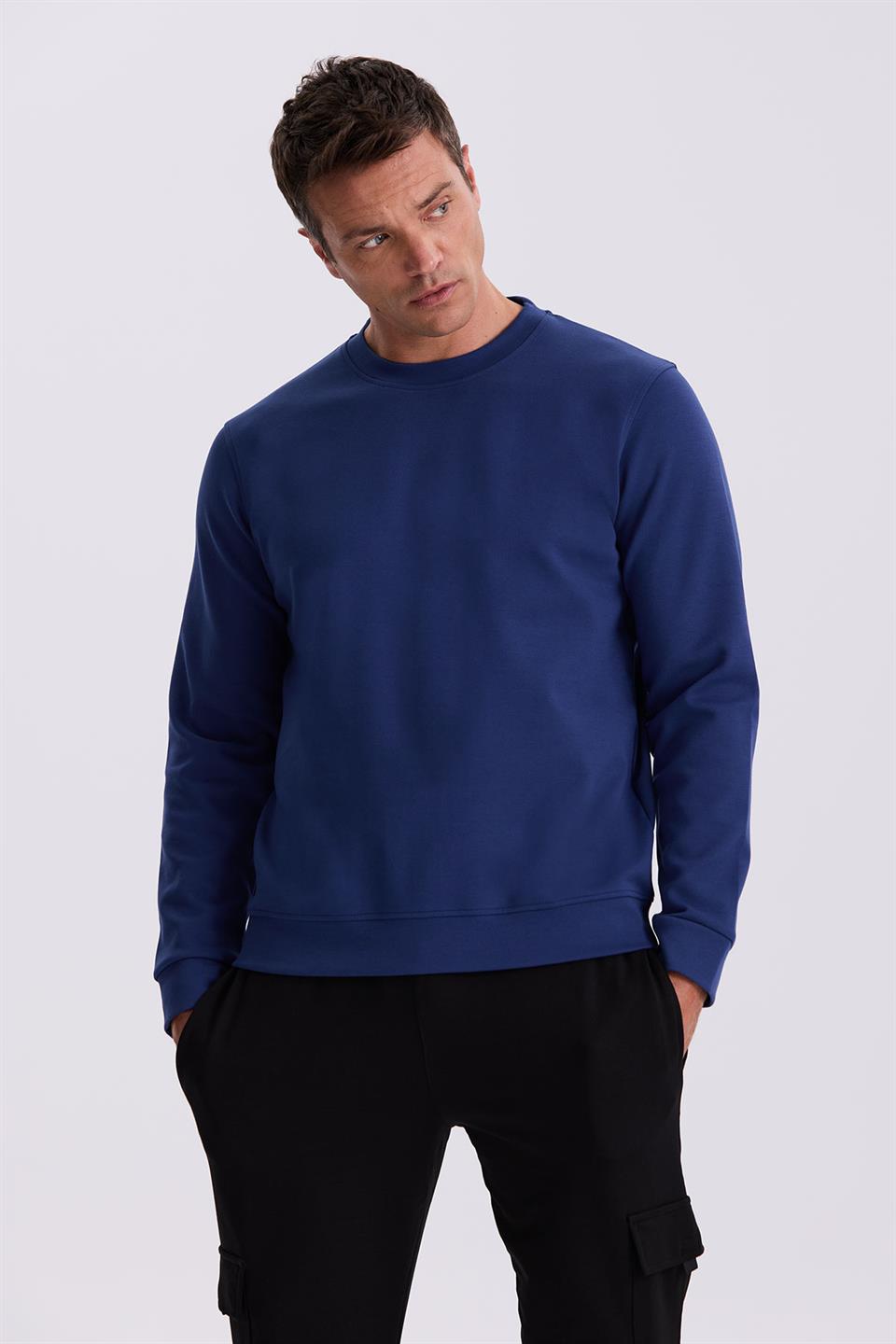 Indigo Slim Fit Round Collar Basic Lycra Sweatshirt With Cotton