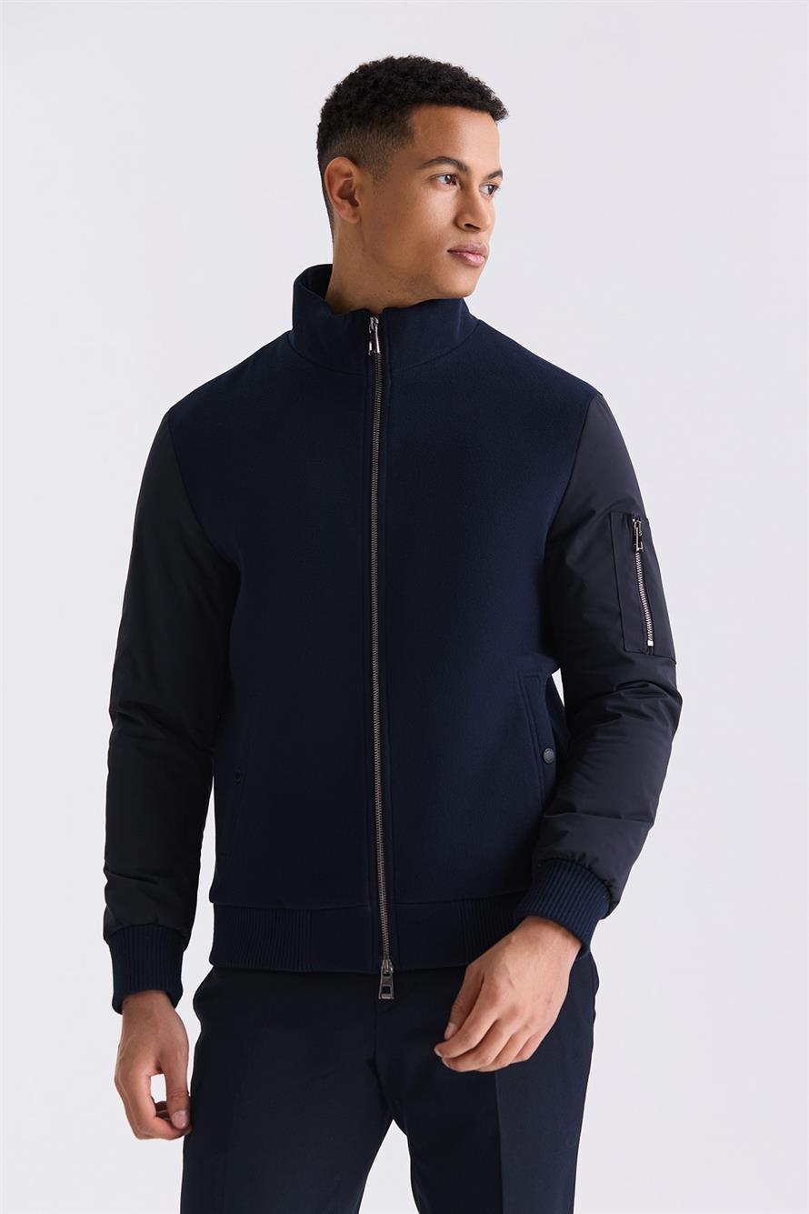 Navy Regular Fit Judge Collar Zipped Winter Jacket
