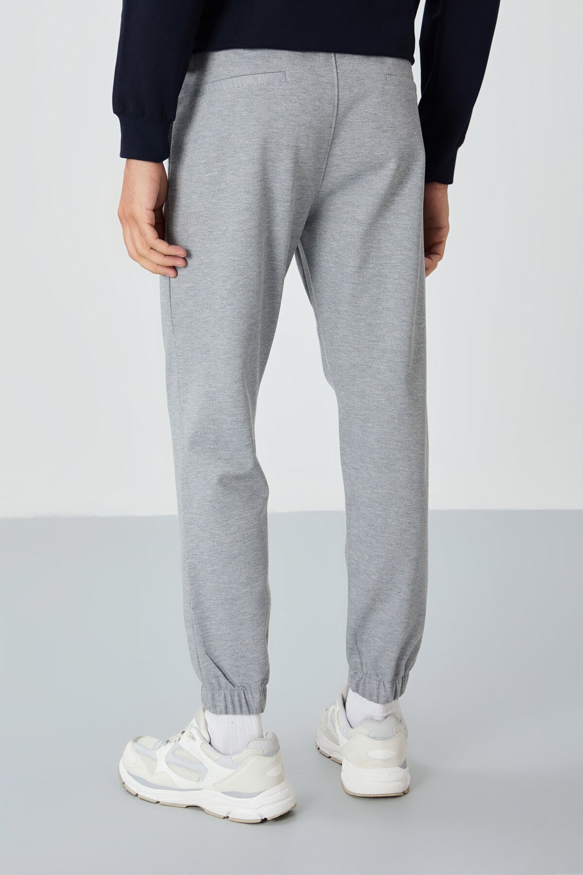 Grey Melange Textured Surface Standard Fit Men's Tracksuit Bottom - 82156