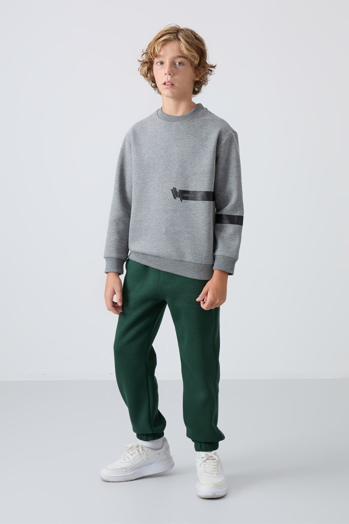 Grey Melange Cotton Thick Fleece-Lined Soft Textured Standard Fit Printed Boys' Sweatshirt - 11238