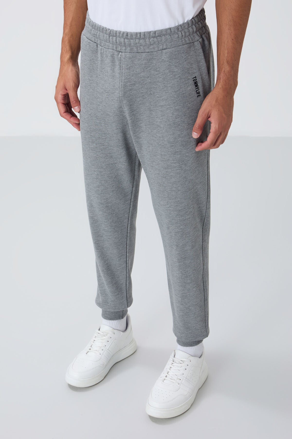 Grey Melange Compact Cotton Thick Smooth Textured Hooded Comfort Fit Men's Tracksuit Set - 85262