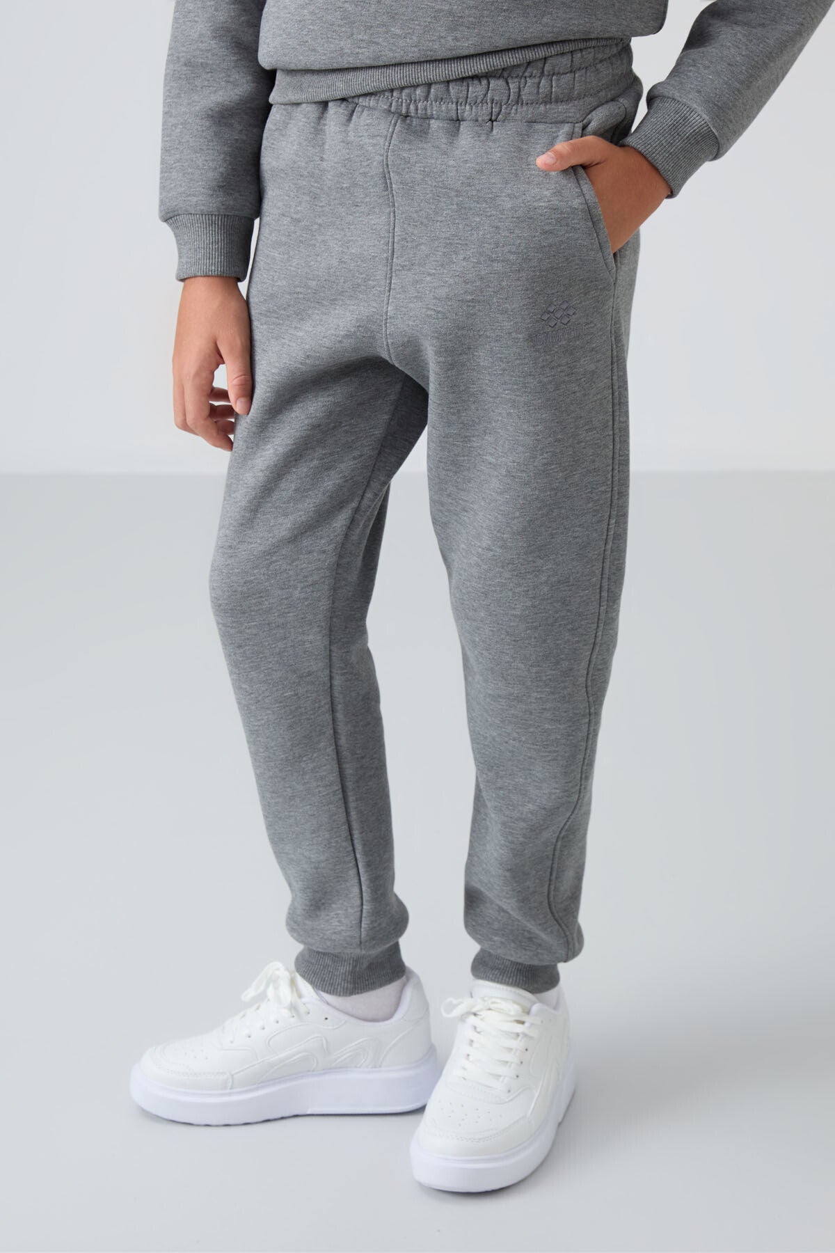 Grey Melange Cotton Thick Fleece-Lined Soft Textured Standard Fit Embroidered Boys' Tracksuit Set - 11249