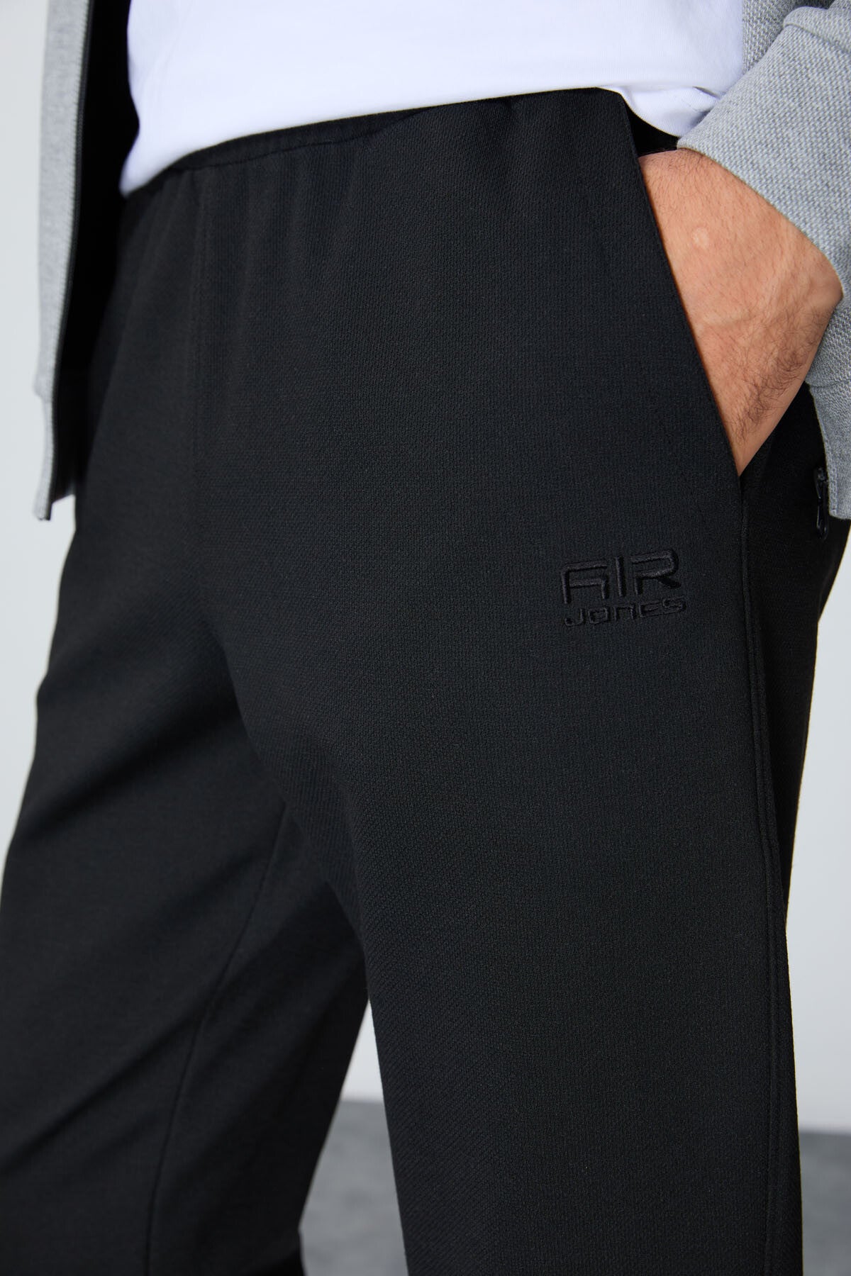 Grey Melange-Black Textured Surface Standard Fit Embroidered Men's Tracksuit Set - 85248