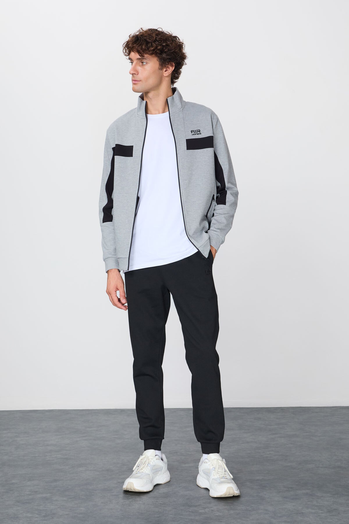 Grey Melange-Black Textured Surface Standard Fit Embroidered Men's Tracksuit Set - 85248