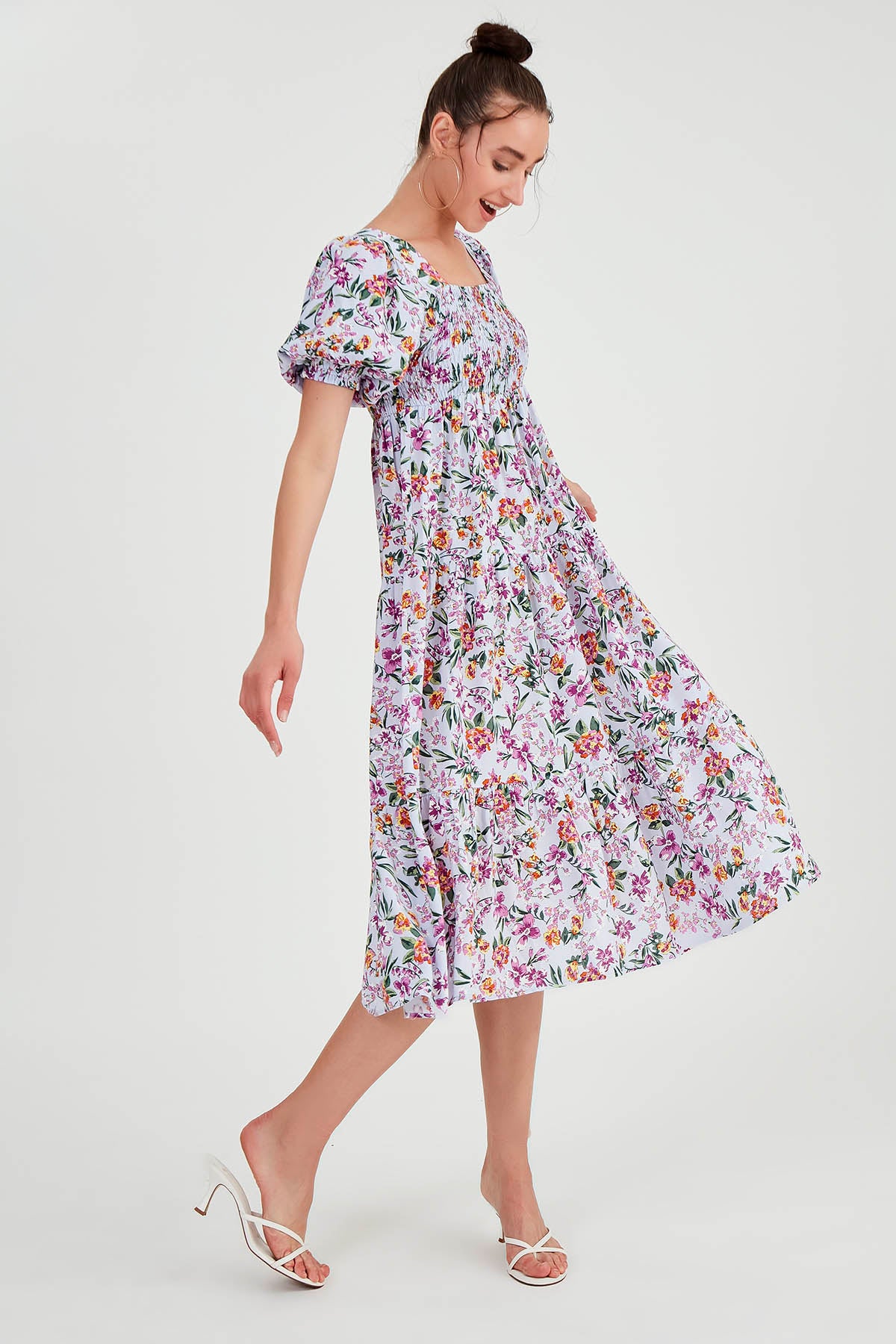 COILED LOOSE SLEEVE FLOWER DRESS