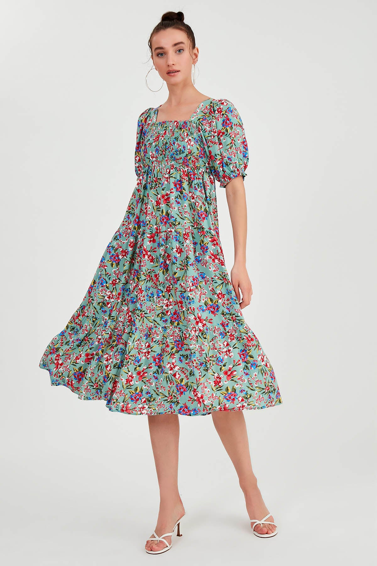 COILED LOOSE SLEEVE FLOWER DRESS