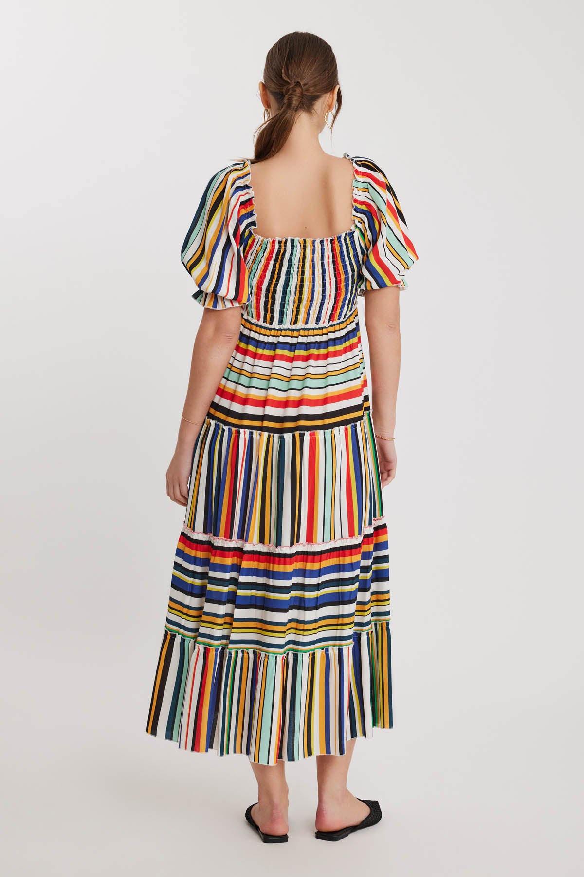 COILED LOOSE LINE DRESS
