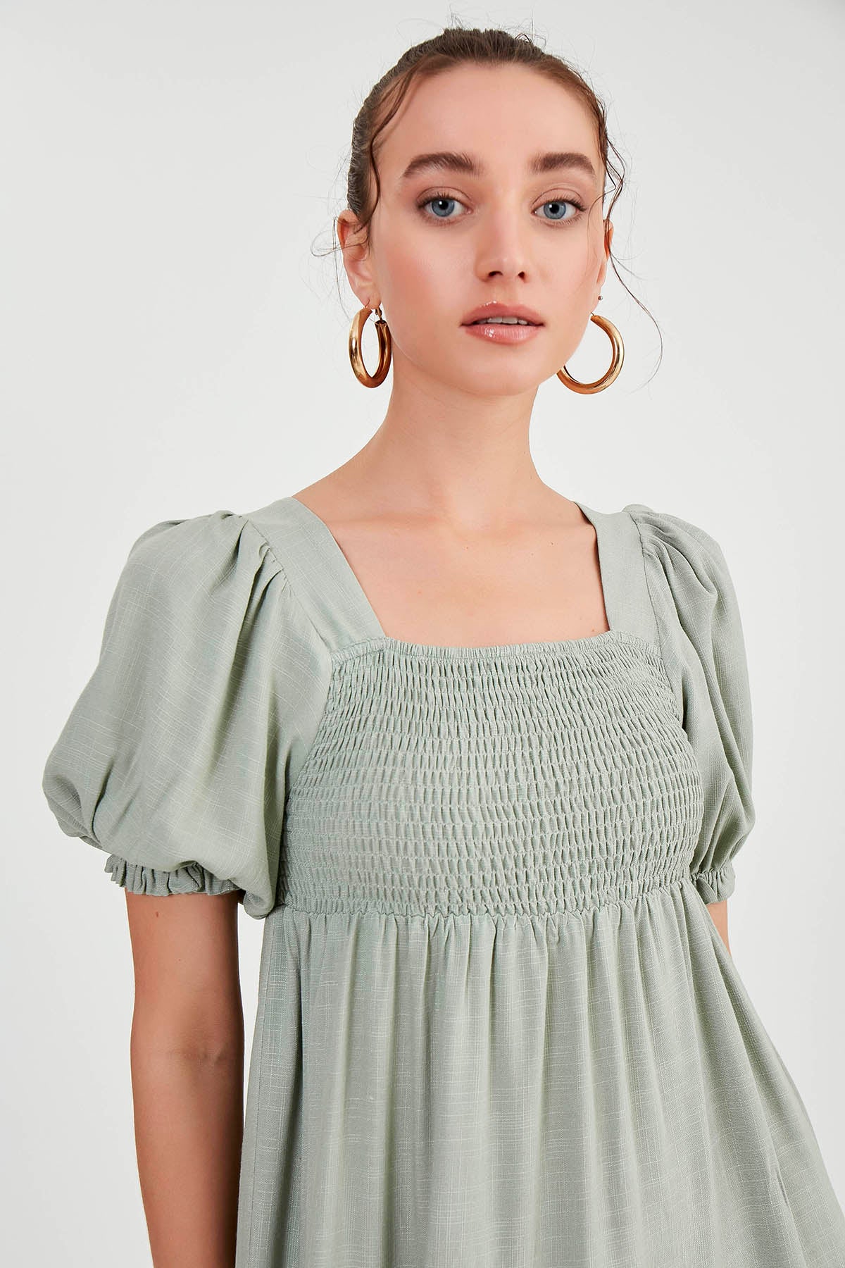 PUFF SLEEVE TIERED LONG DRESS