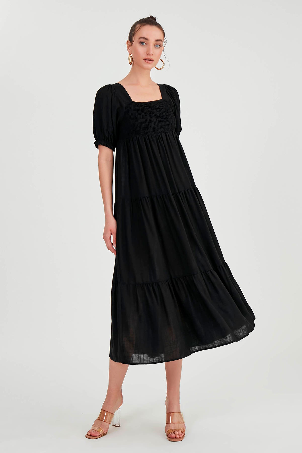 PUFF SLEEVE TIERED LONG DRESS