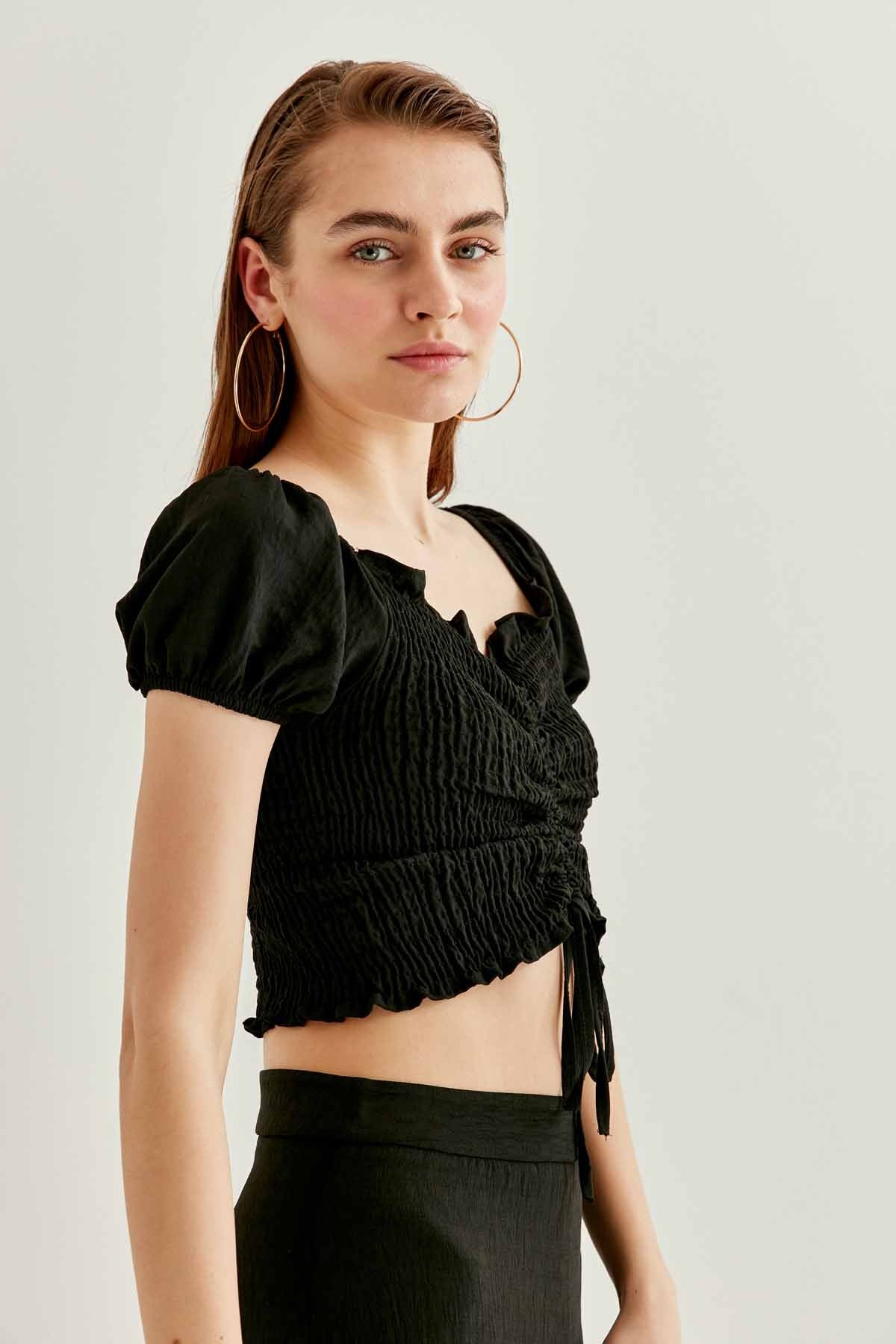 COILED FRONT DRAWSTRING MINI BLOUSE