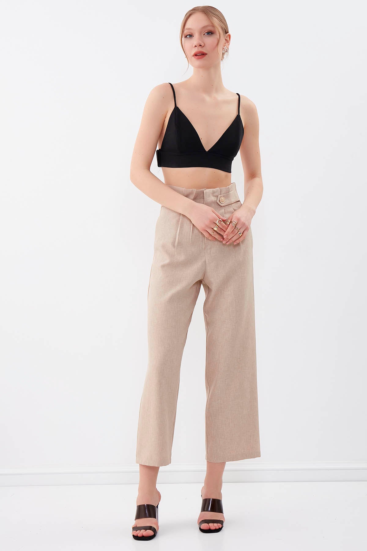 GOLD BUTTON DETAILS TROUSERS