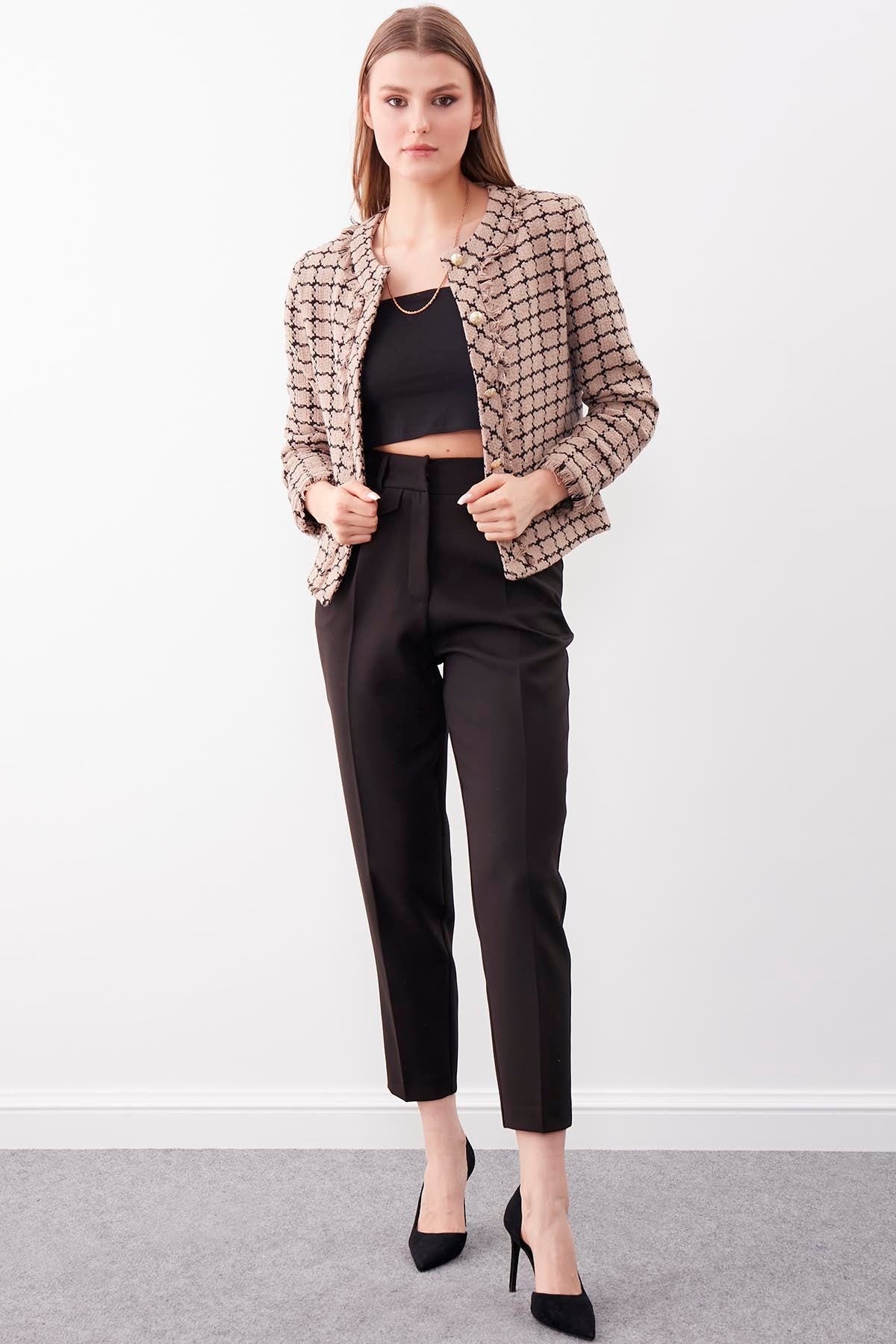 GOLD BUTTON PATTERNED CLASSY JACKET