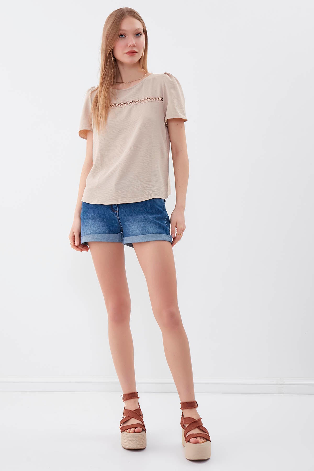 PLEATED SHORT SLEEVE BLOUSE