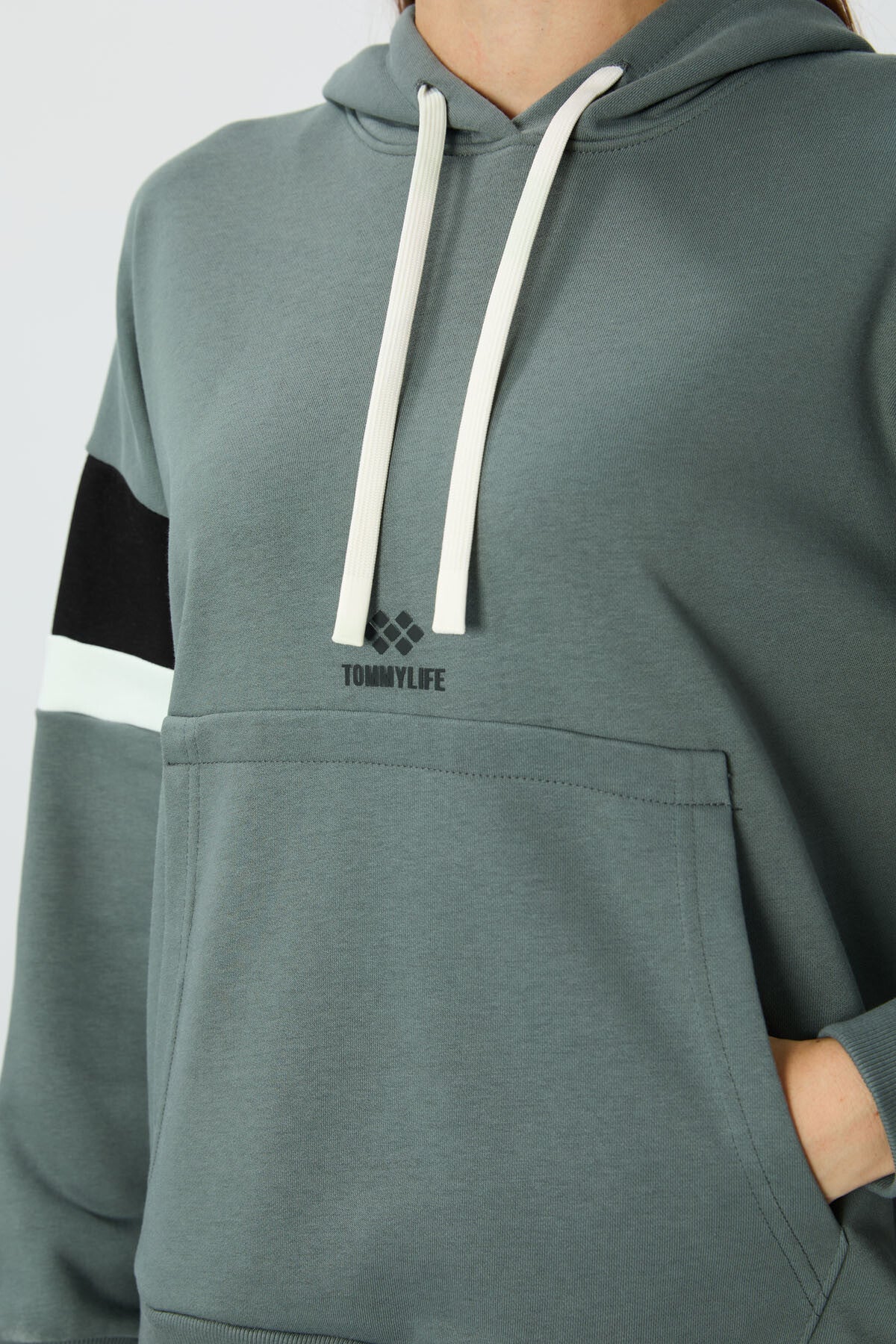 Rights Compact Cotton Thick Smooth Textured Hooded Oversize Fit Women's Sweatshirt - 97290